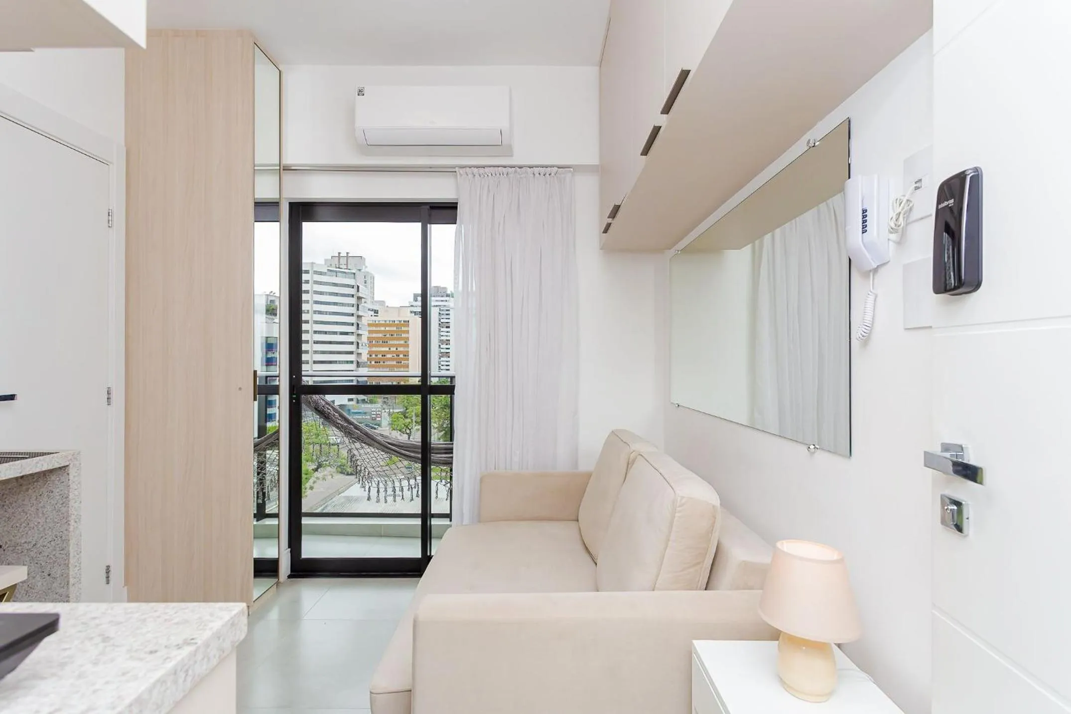 Photo of the whole room in Start - Vila Izabel | Gonzaga Stays