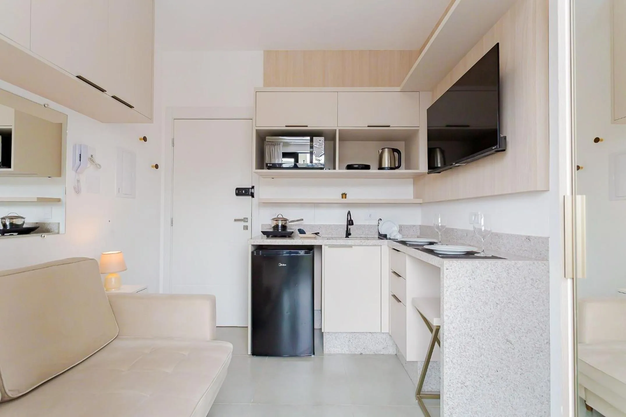 Kitchen or kitchenette in Start - Vila Izabel | Gonzaga Stays