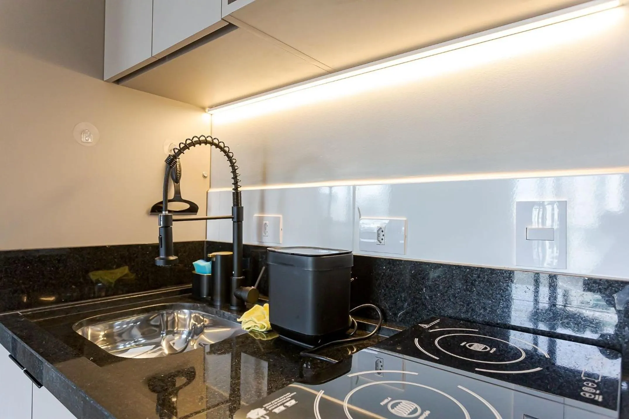 Kitchen or kitchenette in Start - Vila Izabel | Gonzaga Stays