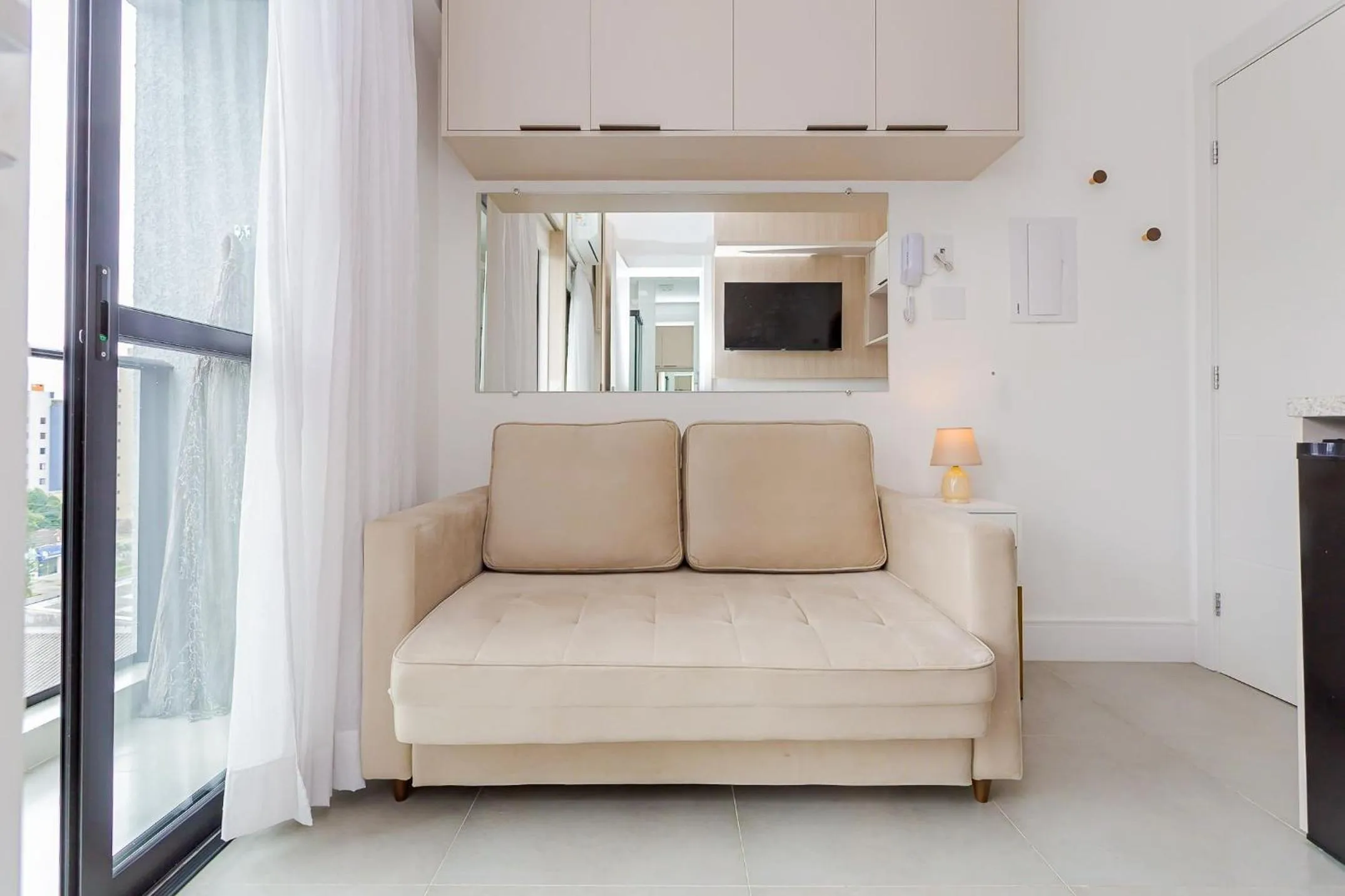 Photo of the whole room in Start - Vila Izabel | Gonzaga Stays