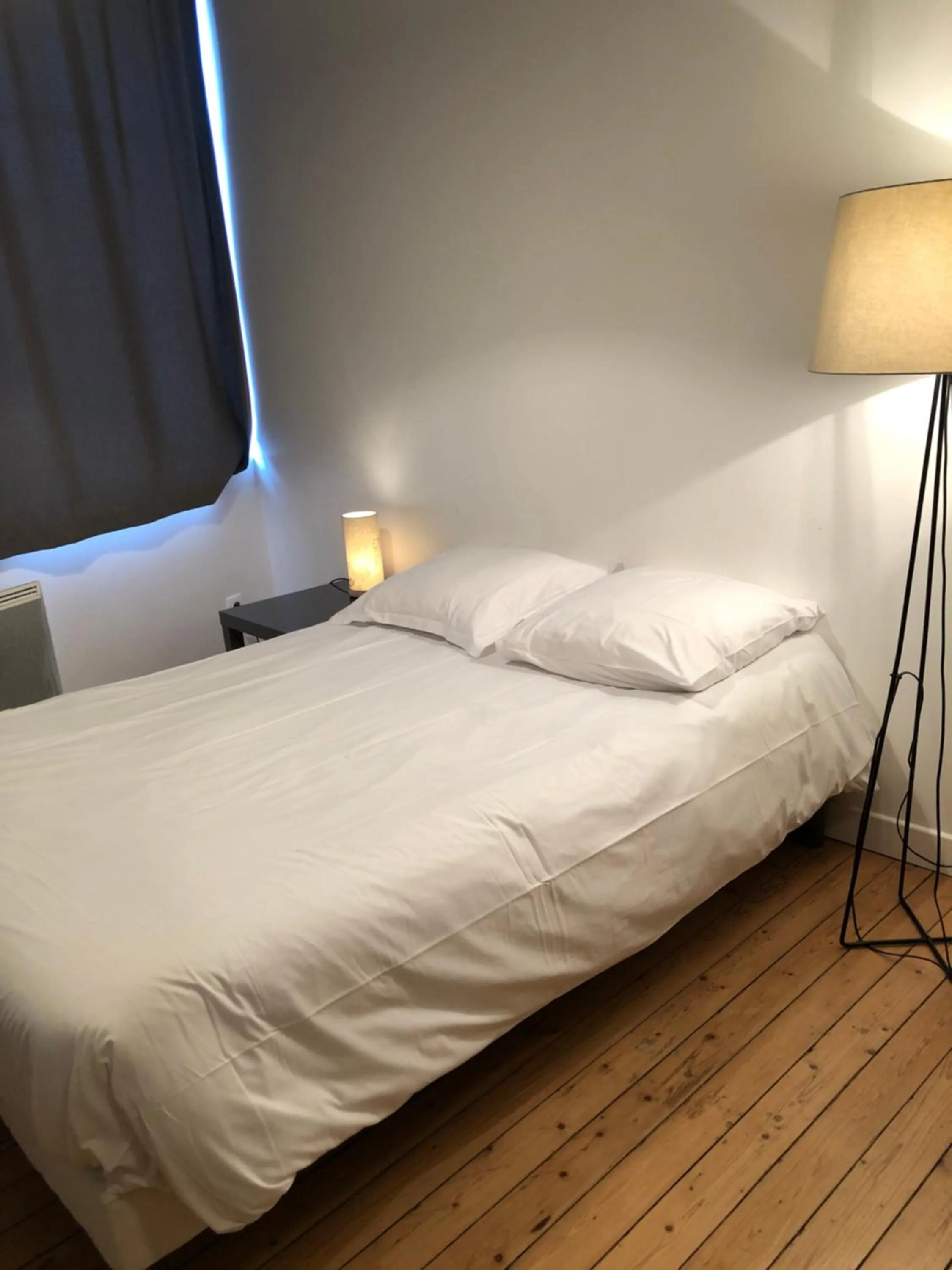 Bed in Som-home