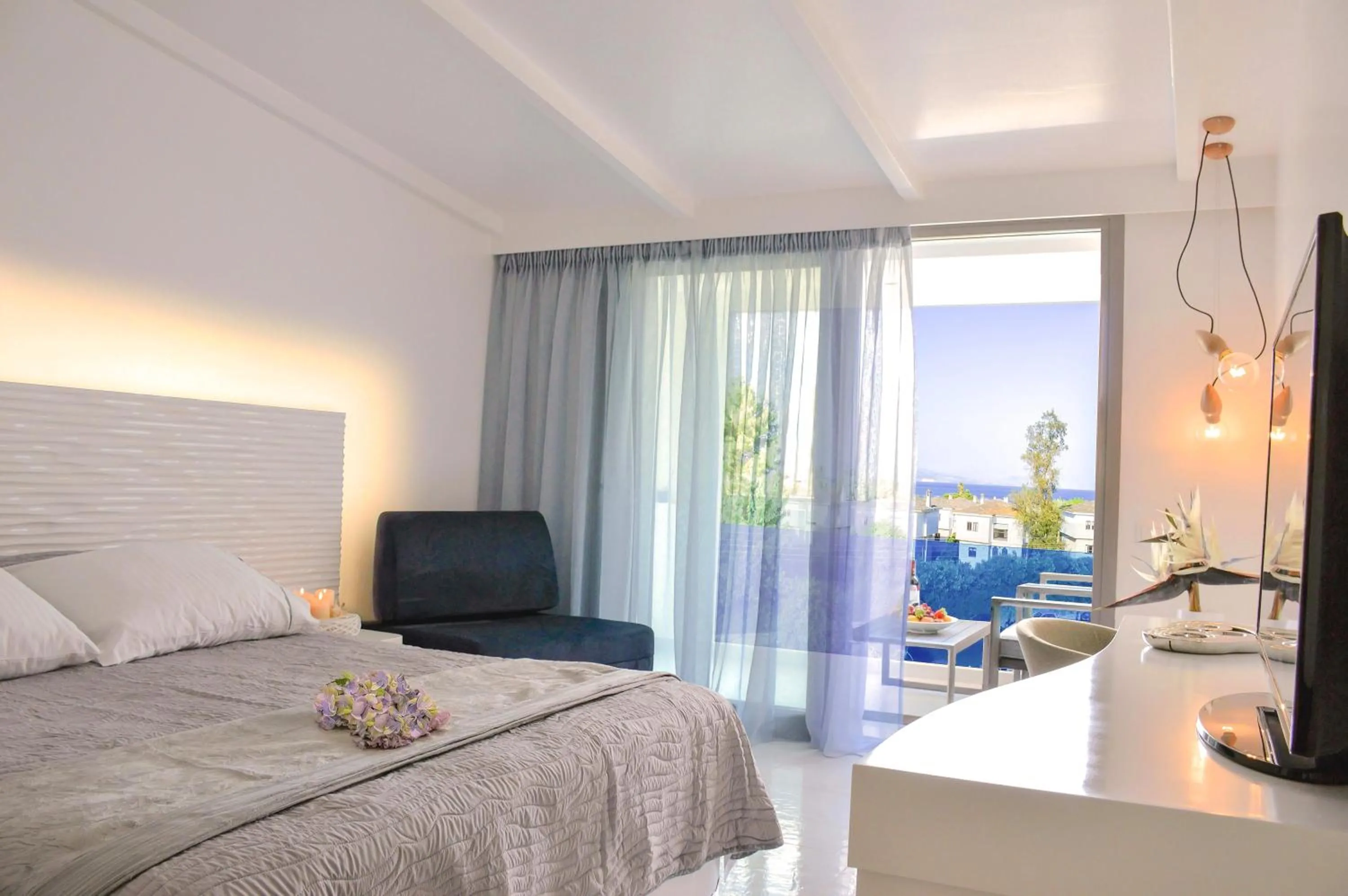 Photo of the whole room, Bed in TRYP by Wyndham Corfu Dassia