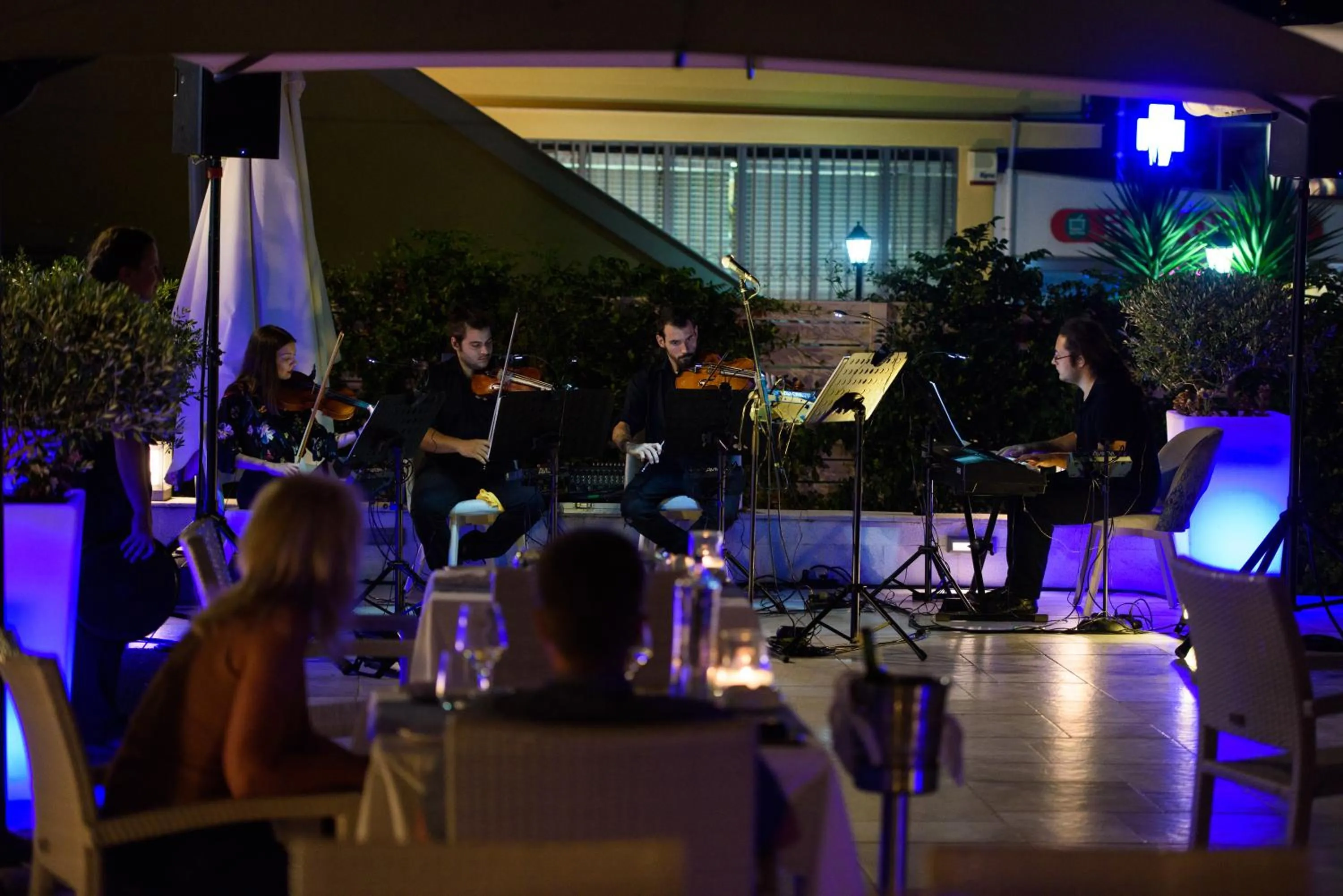 Evening entertainment in TRYP by Wyndham Corfu Dassia
