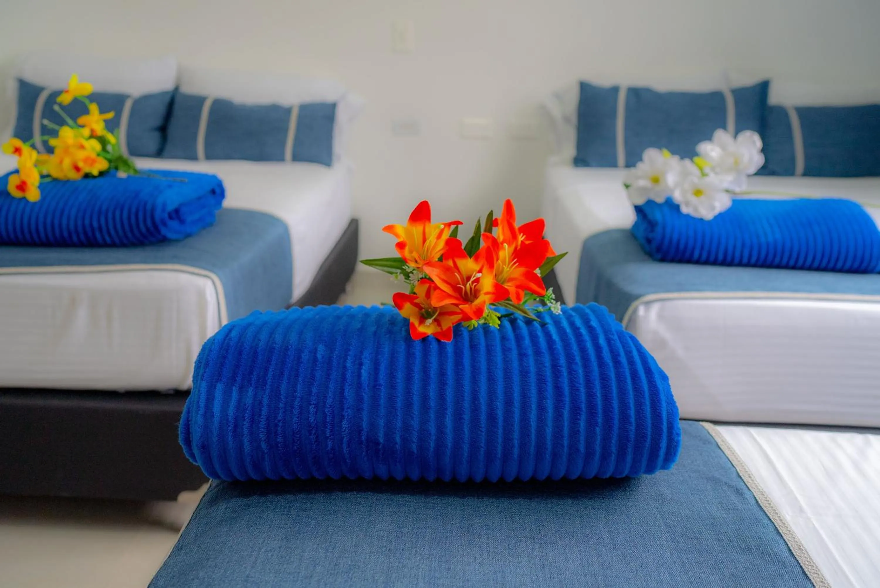 Bed in El Oscar Hotel