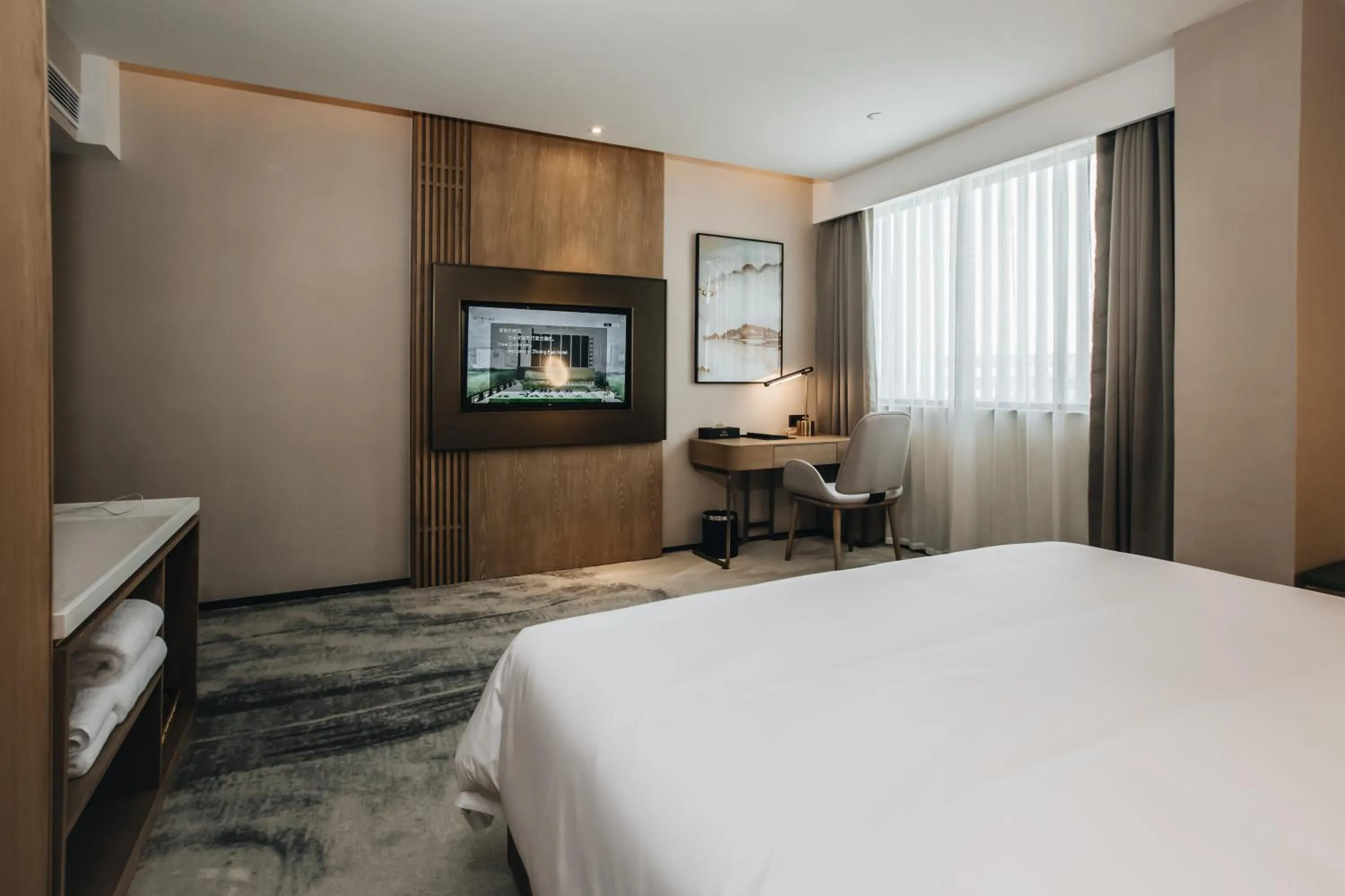 Photo of the whole room, Bed in Orienwit Hotel-Free Shuttle Bus fir Canton Fair