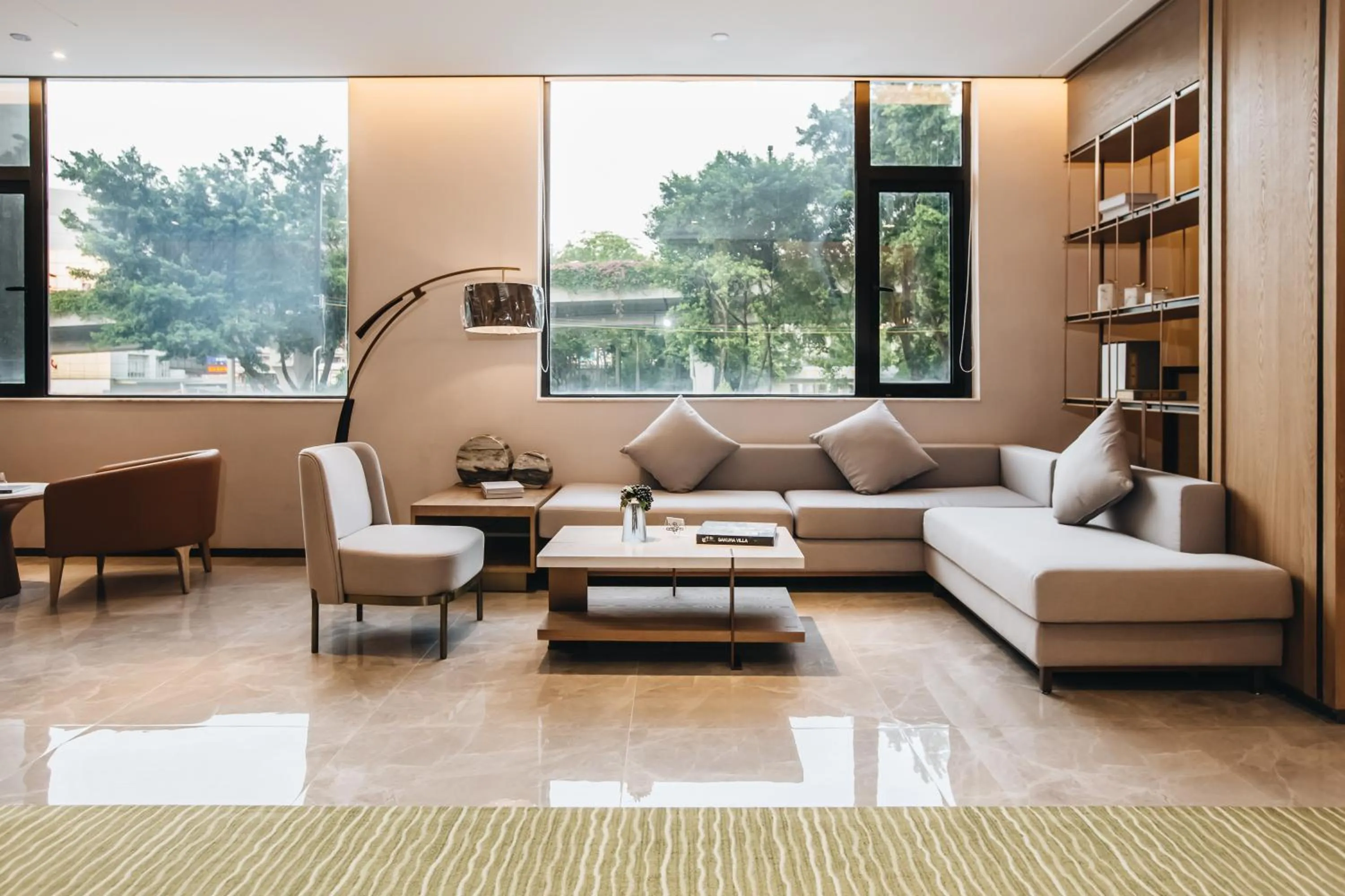 Seating area in Orienwit Hotel-Free Shuttle Bus fir Canton Fair