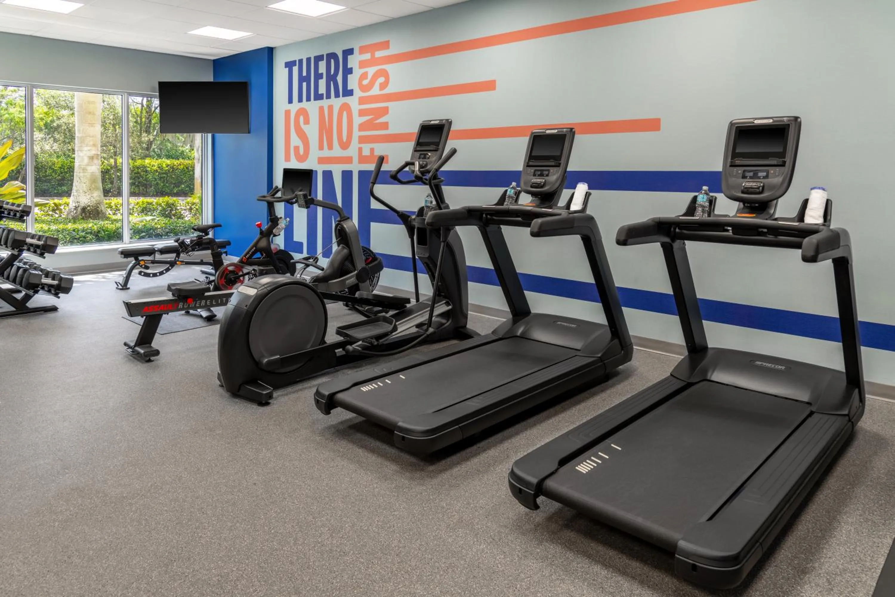Fitness centre/facilities in Hampton Inn and Suites Coconut Creek