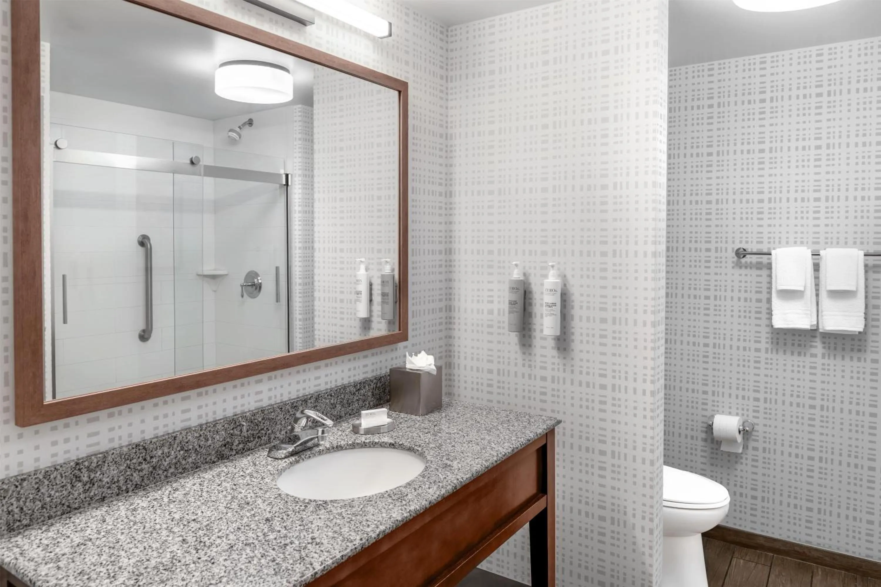 Bathroom in Hampton Inn and Suites Coconut Creek