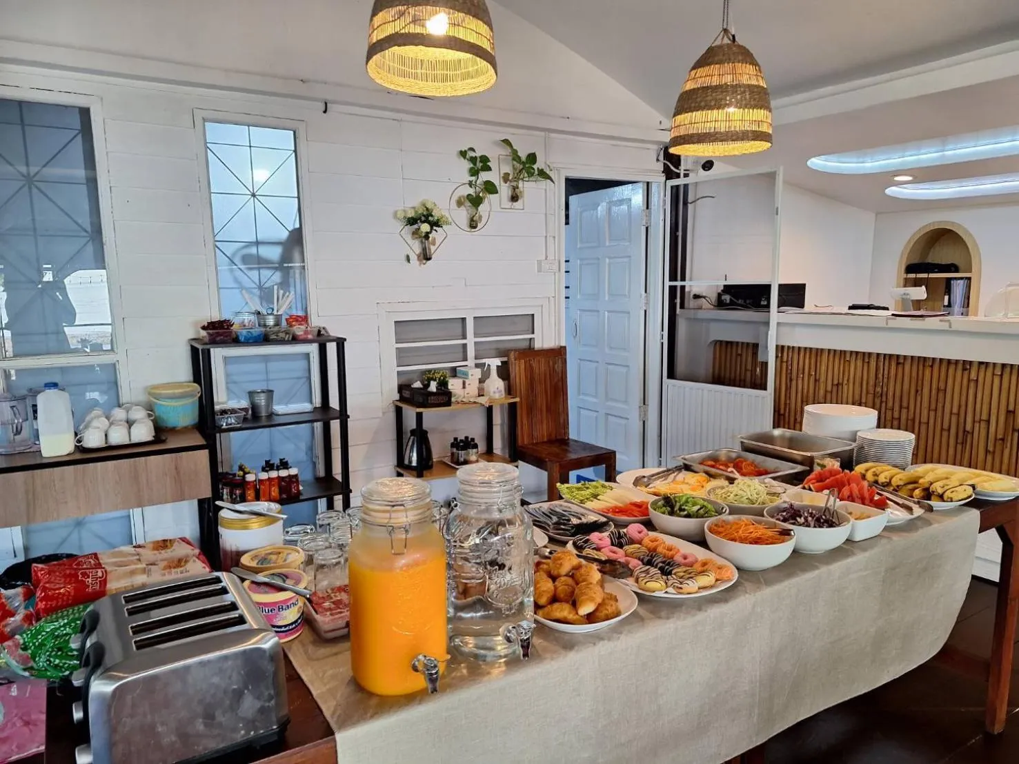 Food and drinks in PAN Beachfront Resort Krabi