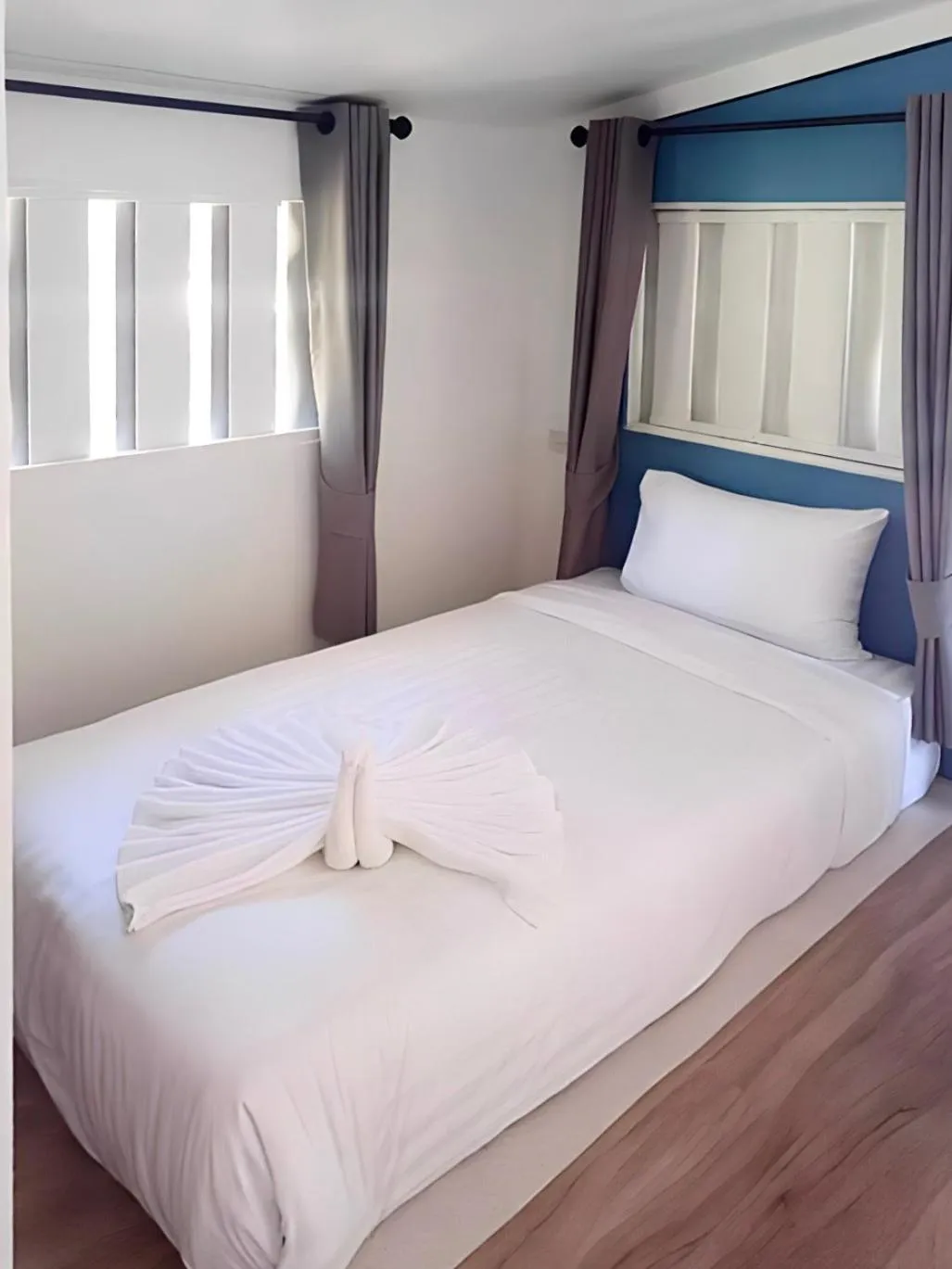 Bed in PAN Beachfront Resort Krabi