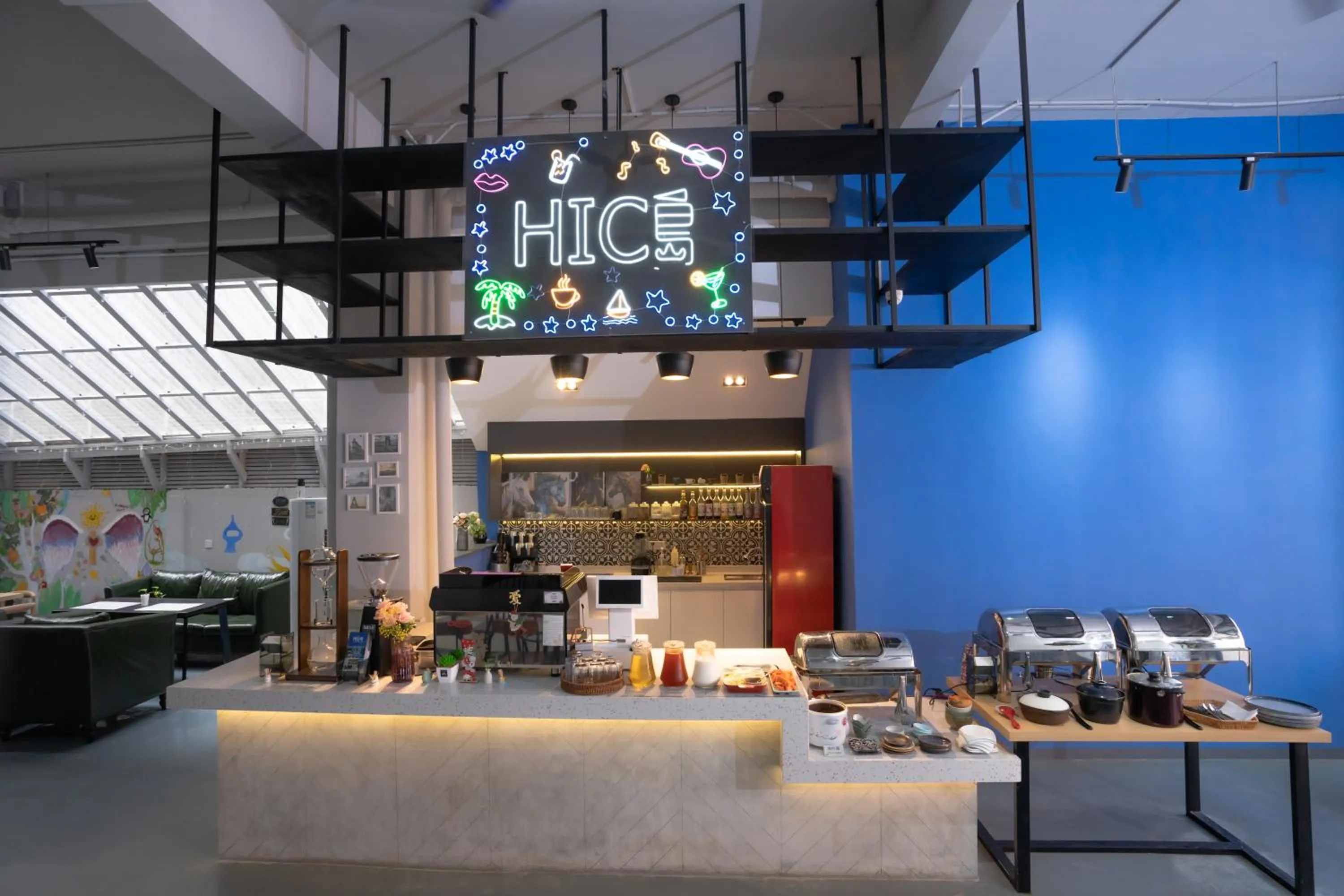 Restaurant/places to eat in ARK House