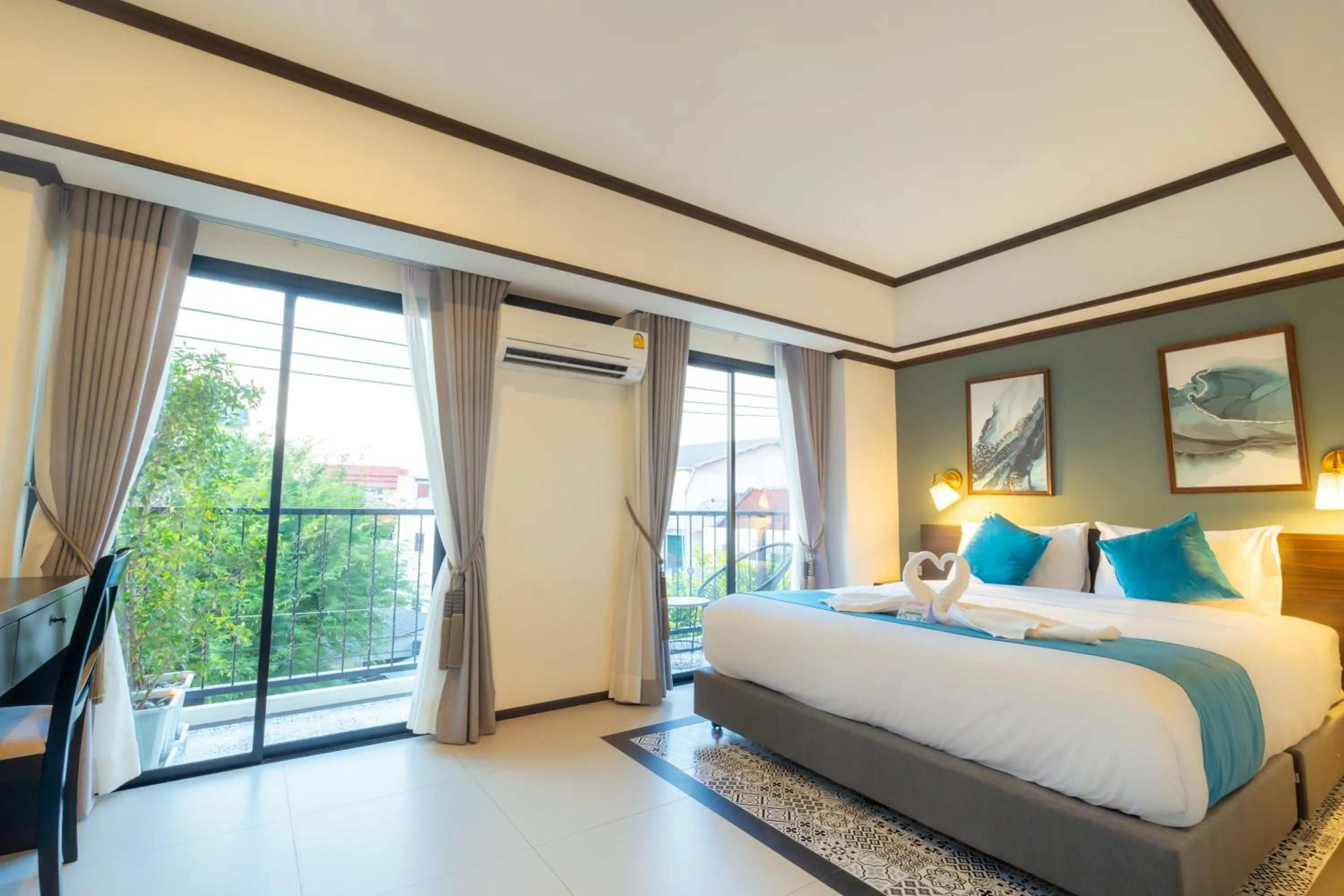 Bed in Le ville lanna Chiang Mai Gate Old Town Hotel