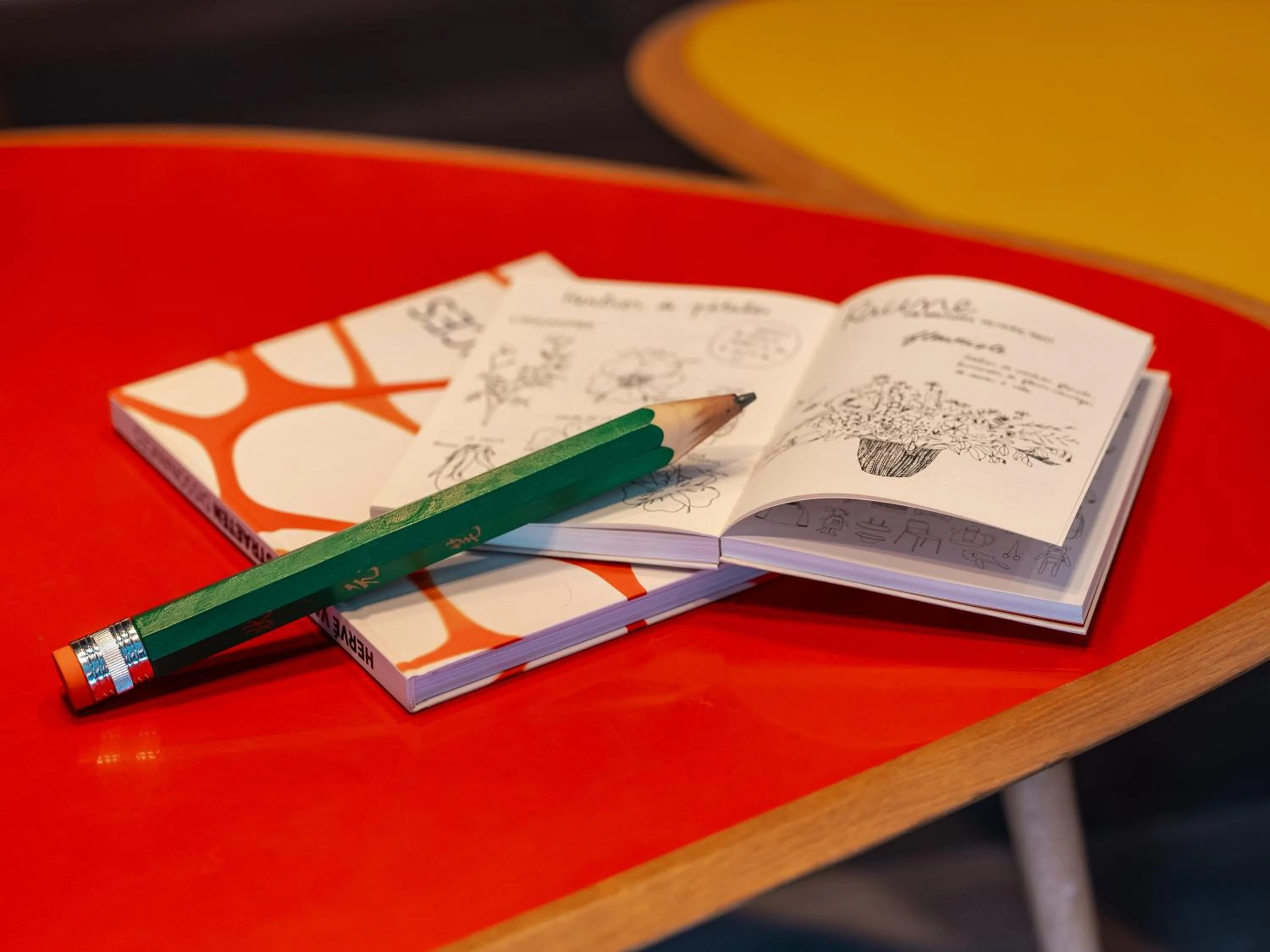 Decorative detail in Hôtel Crayon Rouge - Louvre Palais Royal