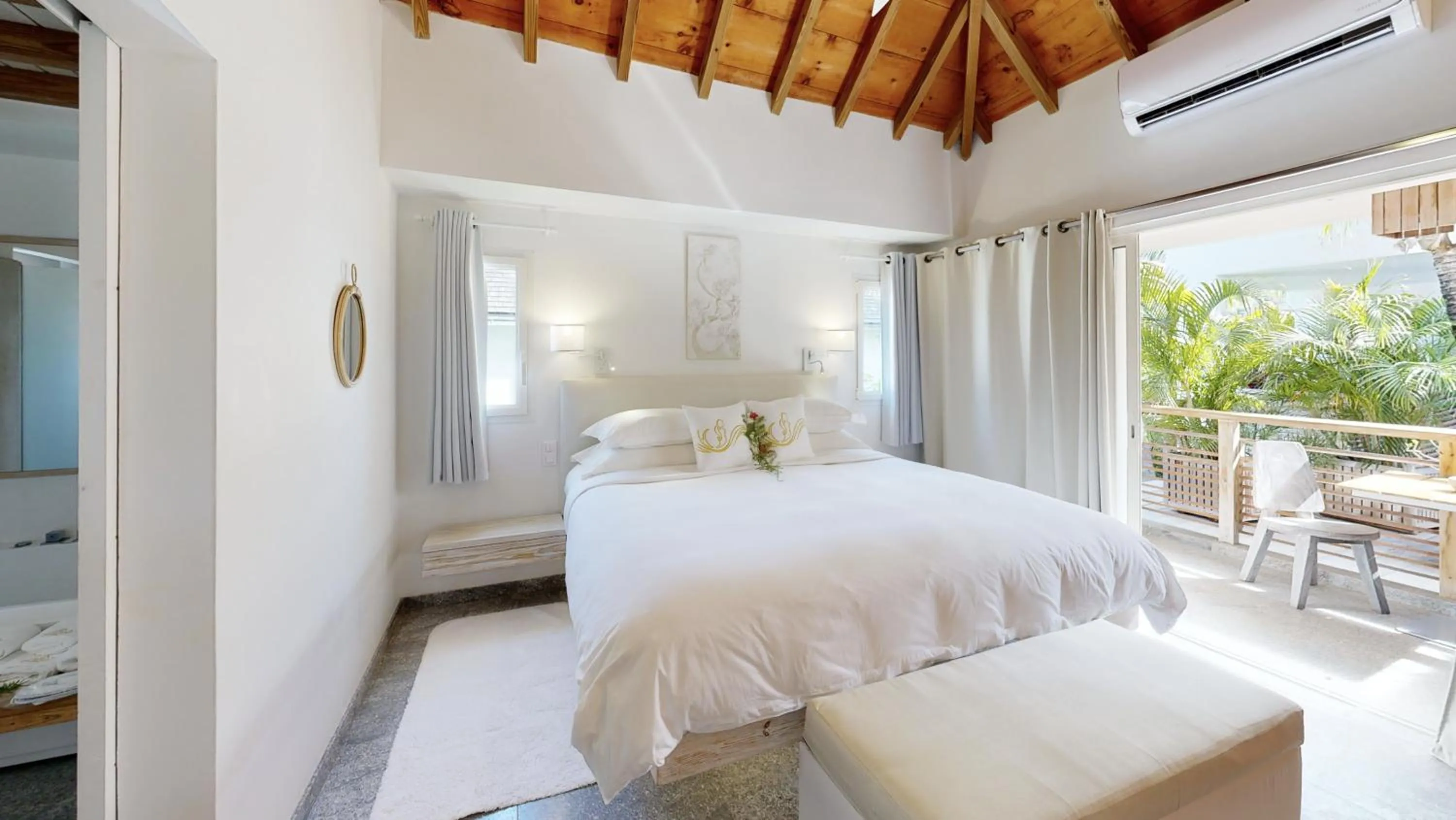 Bed in Hotel Les Ondines Sur La Plage