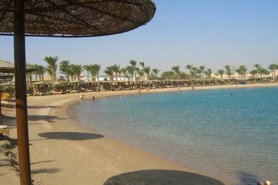 Mirage bay hotel and aqua park