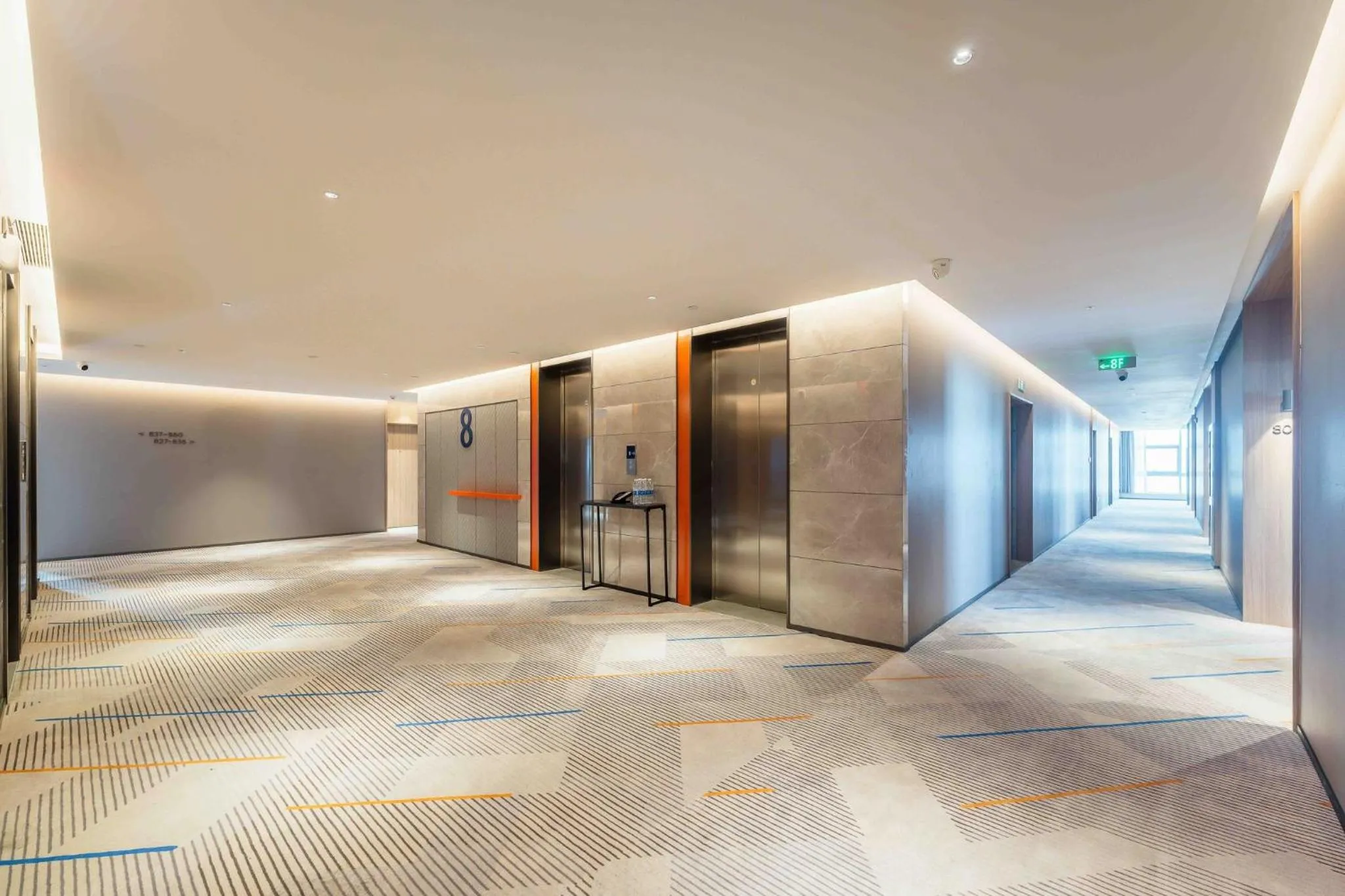 Lobby or reception in Holiday Inn Express Hangzhou Airport by IHG