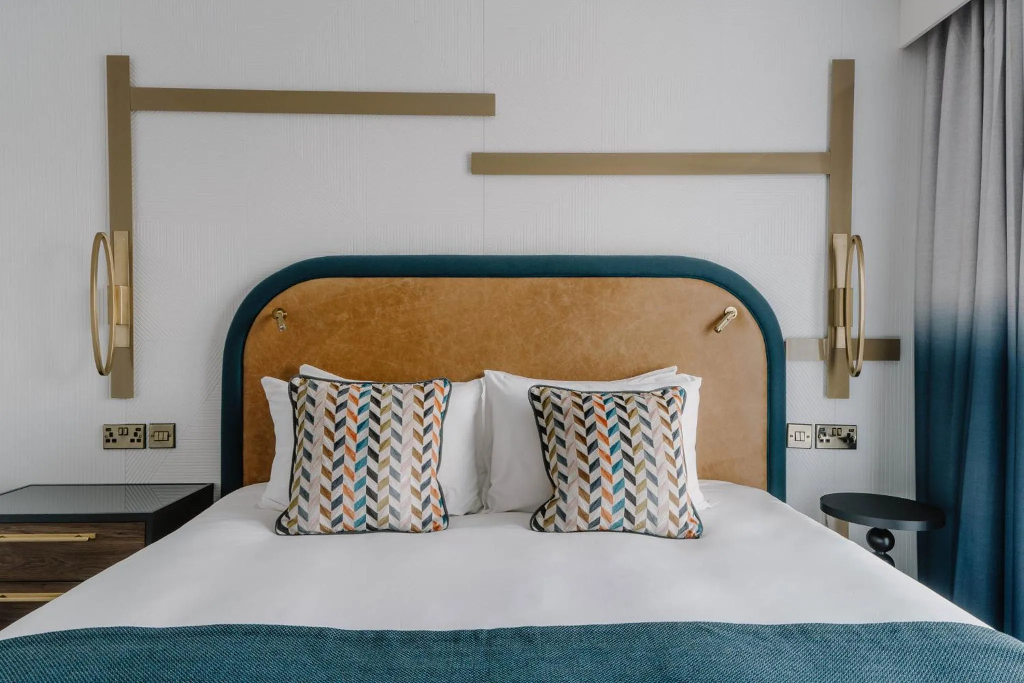 Photo of the whole room, Bed in The Halyard Liverpool, Vignette Collection by IHG