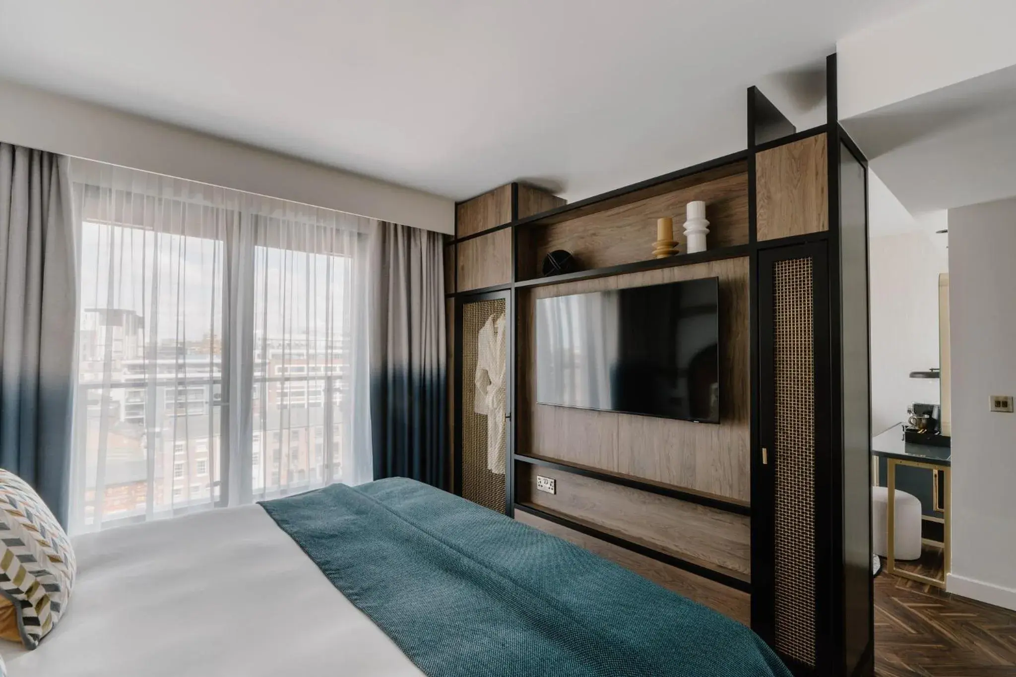 King Suite with Balcony and City View - Top Floor in The Halyard Liverpool, Vignette Collection by IHG King Suite with Balcony and City View - Top Floor in The Halyard Liverpool, Vignette Collection by IHG