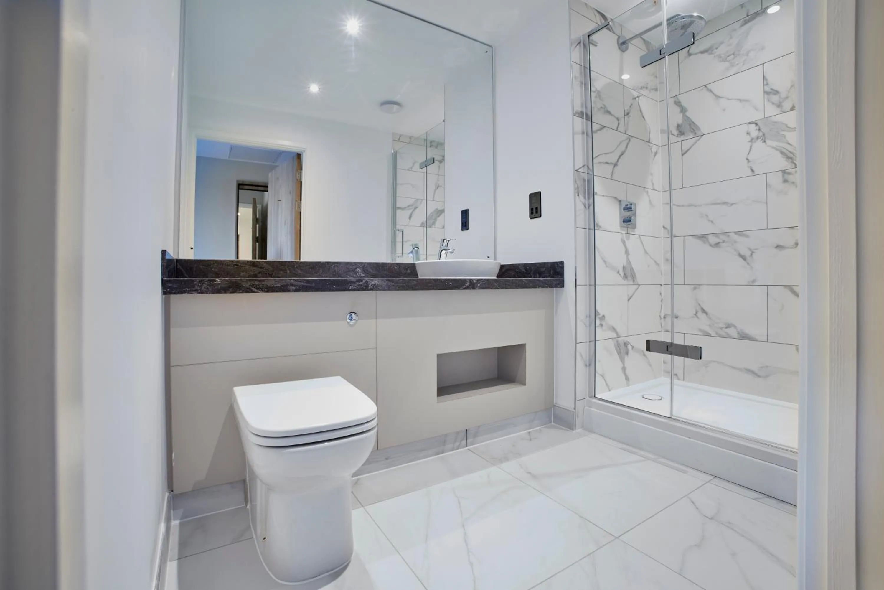 Bathroom in Tŷ Newport