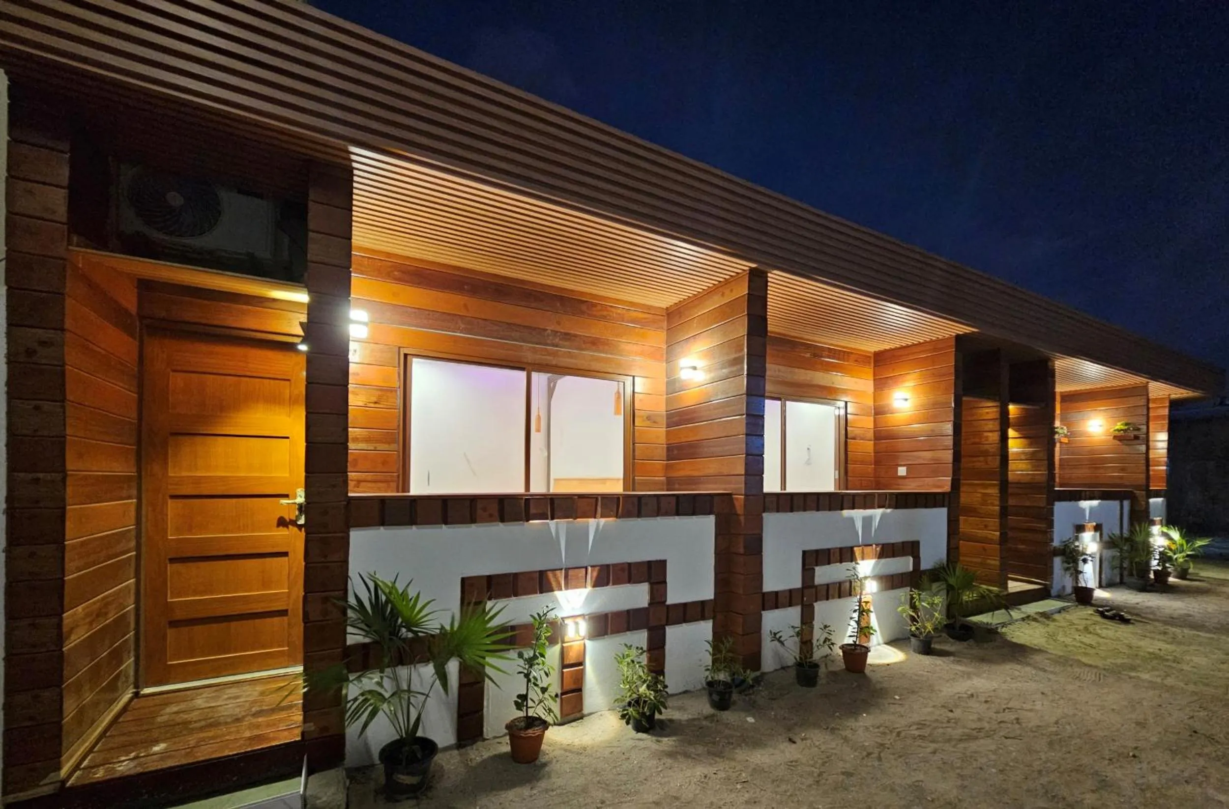 Property building in Batuta Maldives Inn