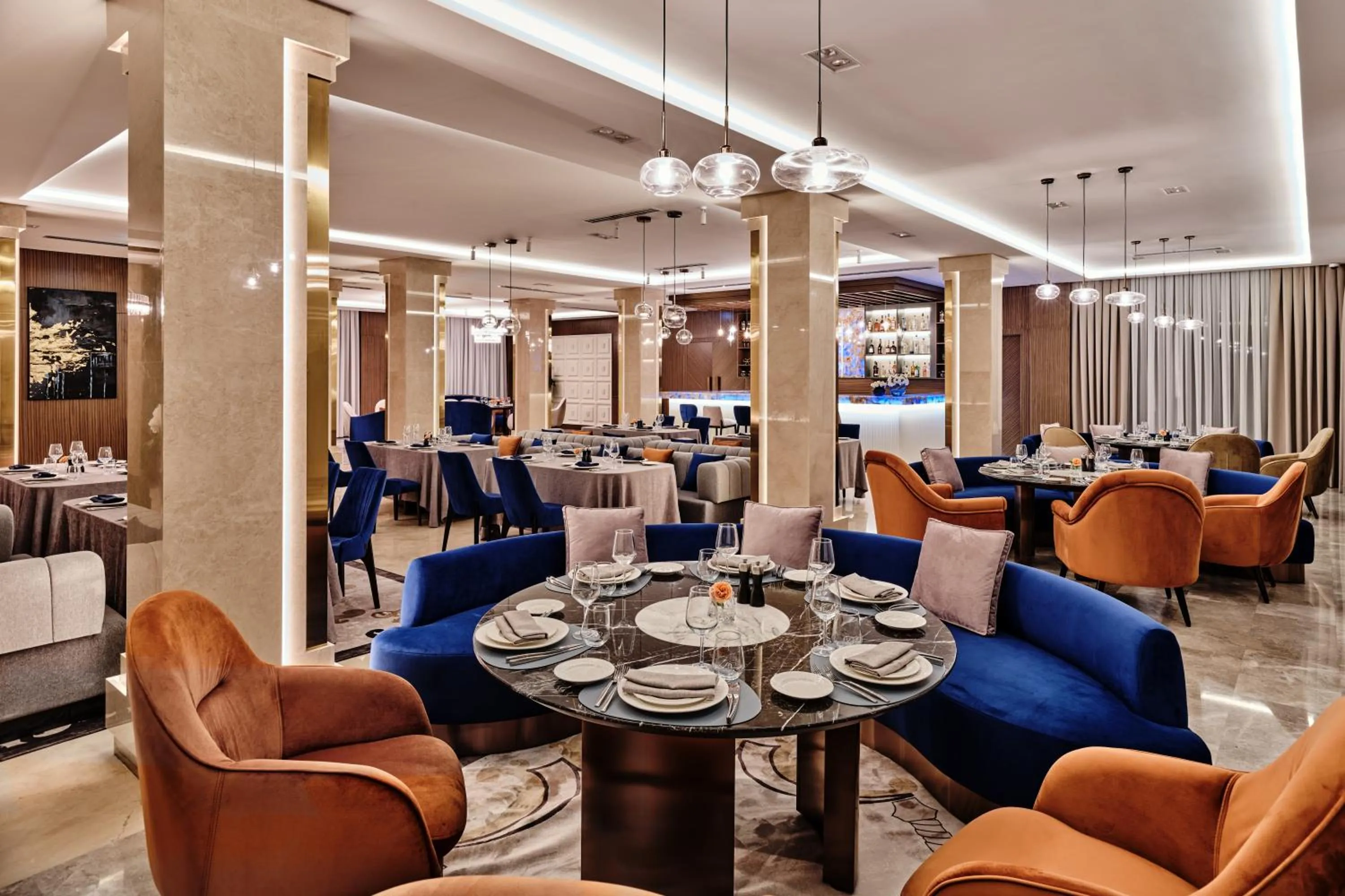 Restaurant/places to eat in Crowne Plaza Tashkent, an IHG Hotel