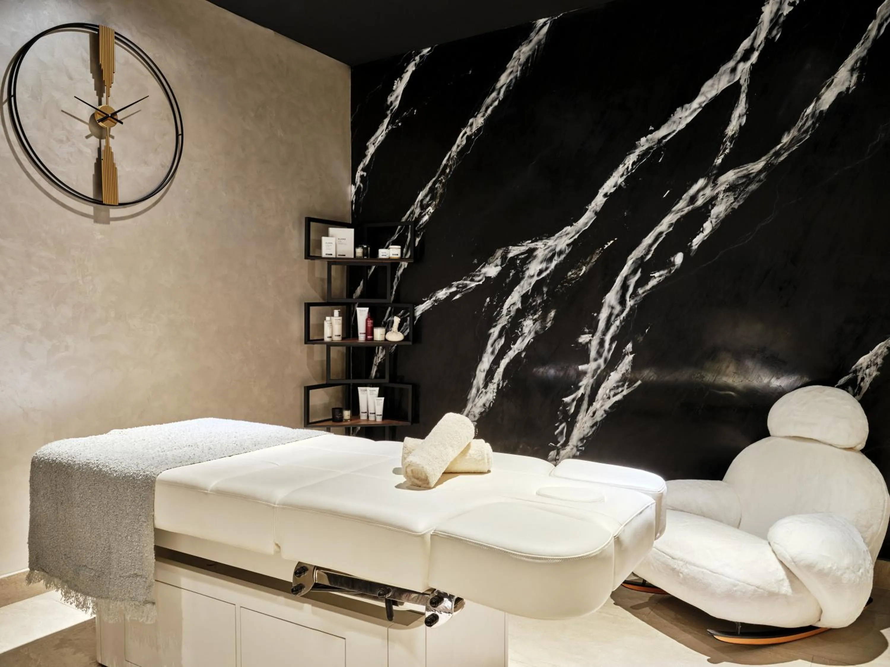 Spa and wellness centre/facilities in Crowne Plaza Tashkent, an IHG Hotel