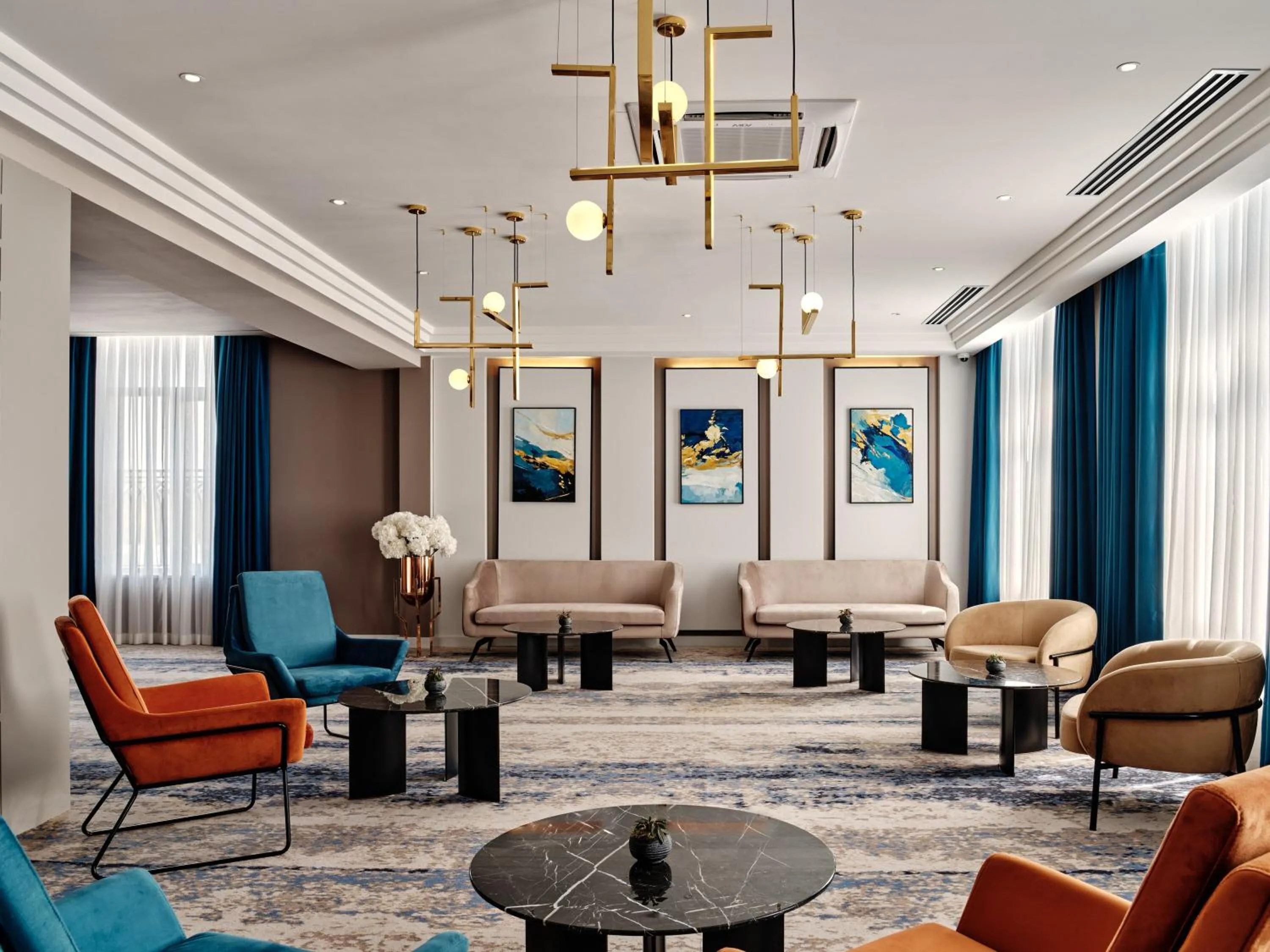 Meeting/conference room in Crowne Plaza Tashkent, an IHG Hotel