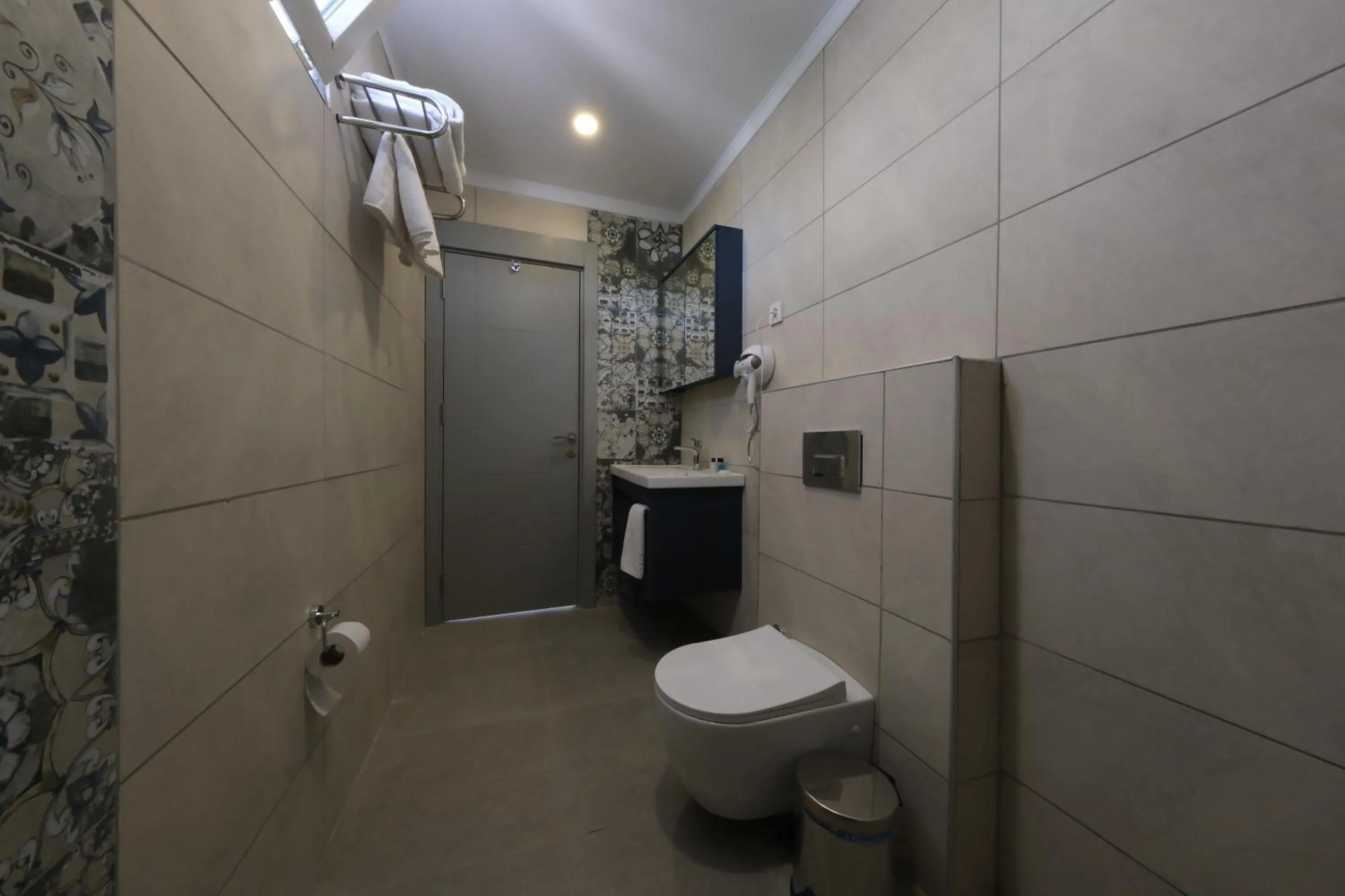 bidet in Premier Inn City Antalya