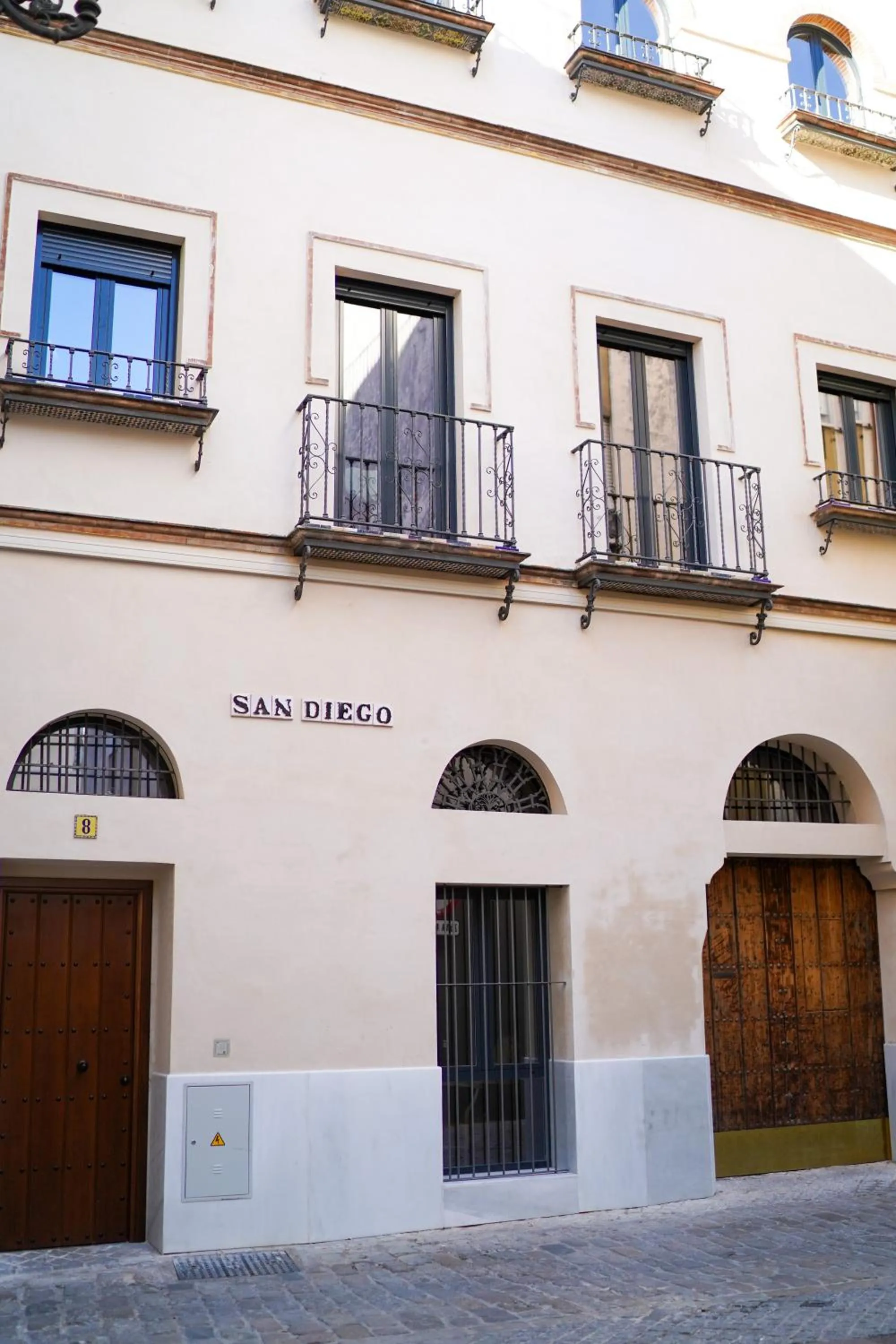 Property building in San Diego Cathedral Sevilla II