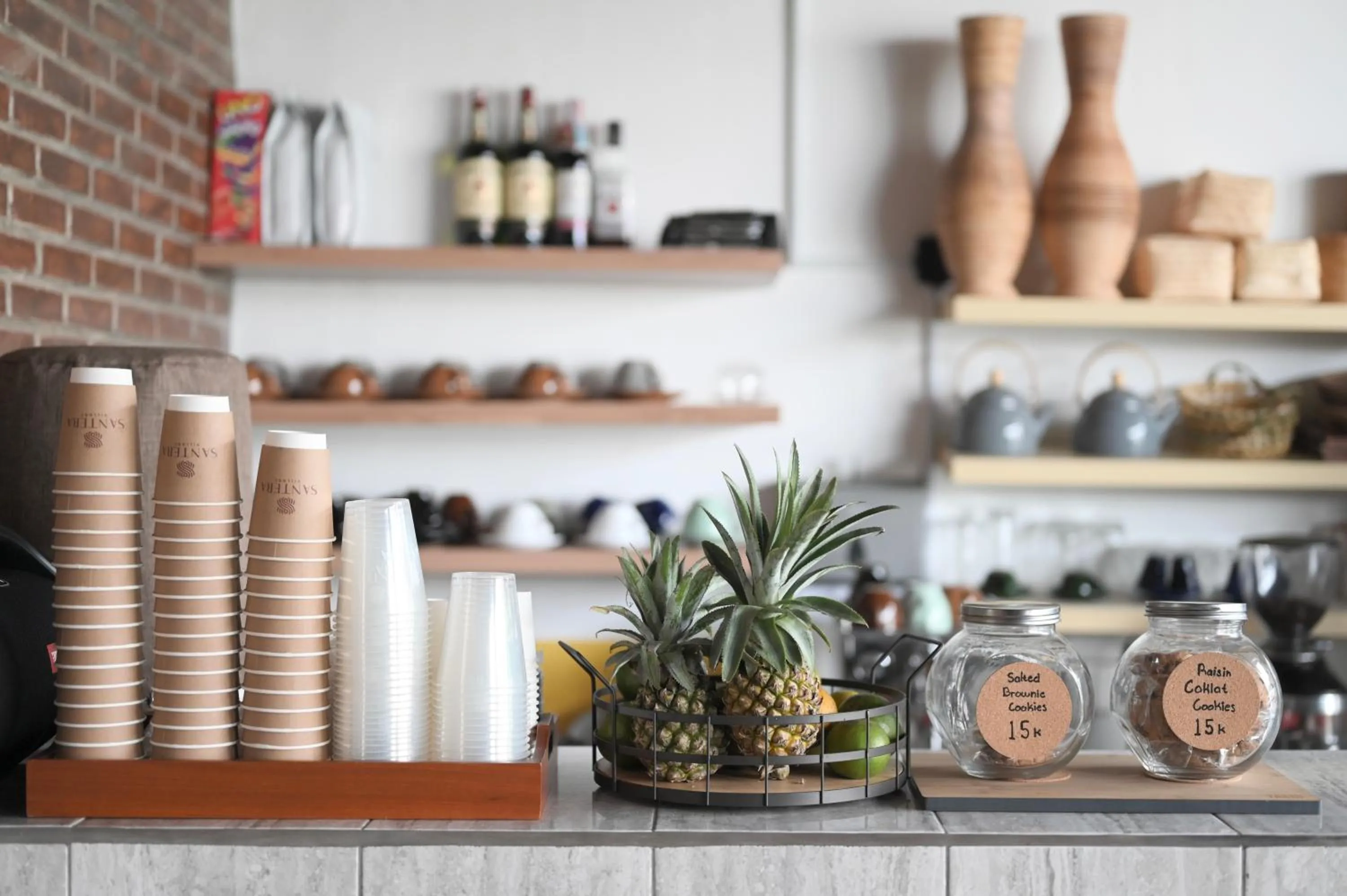 Restaurant/places to eat in Santera Village