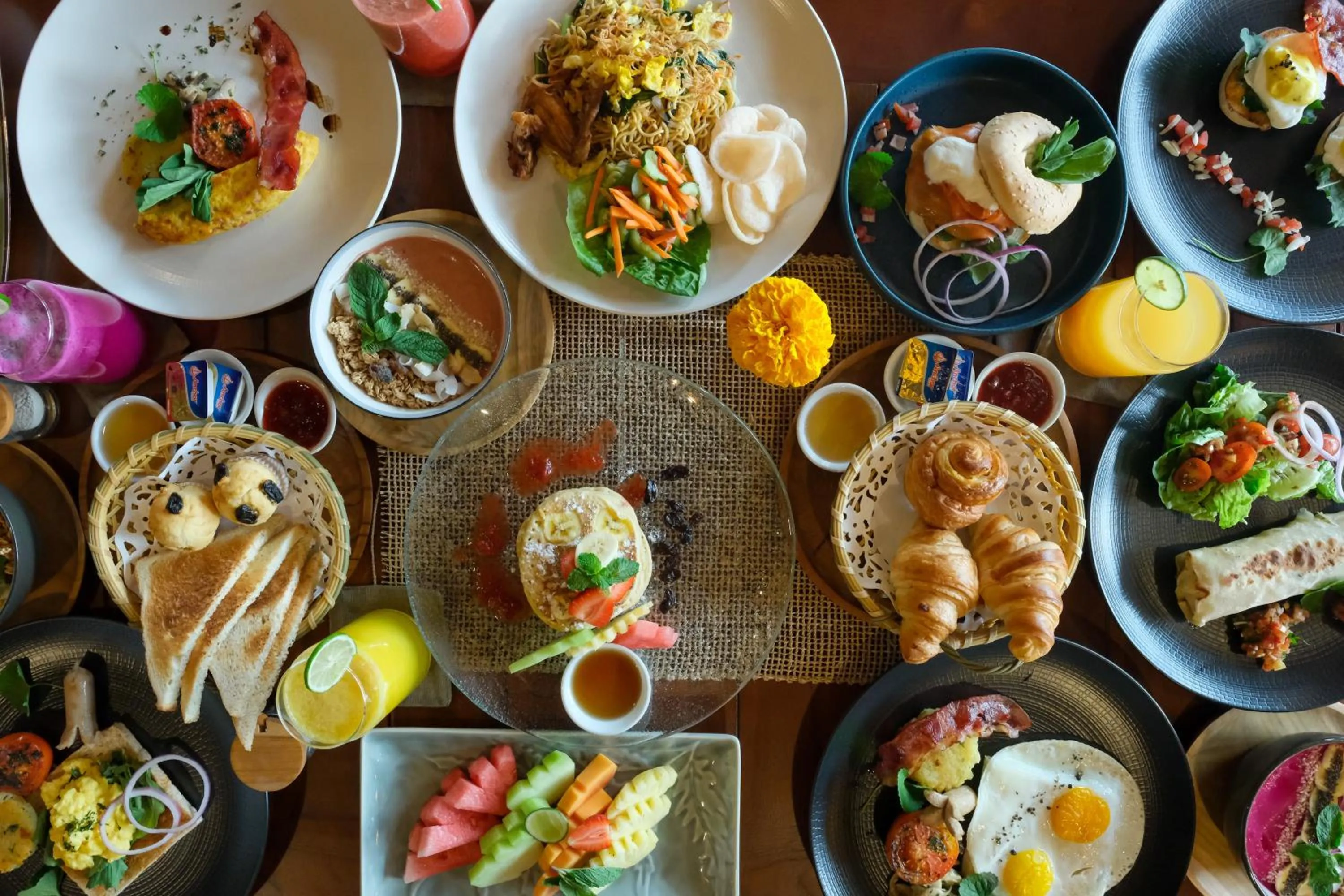 Restaurant/places to eat in Santera Village