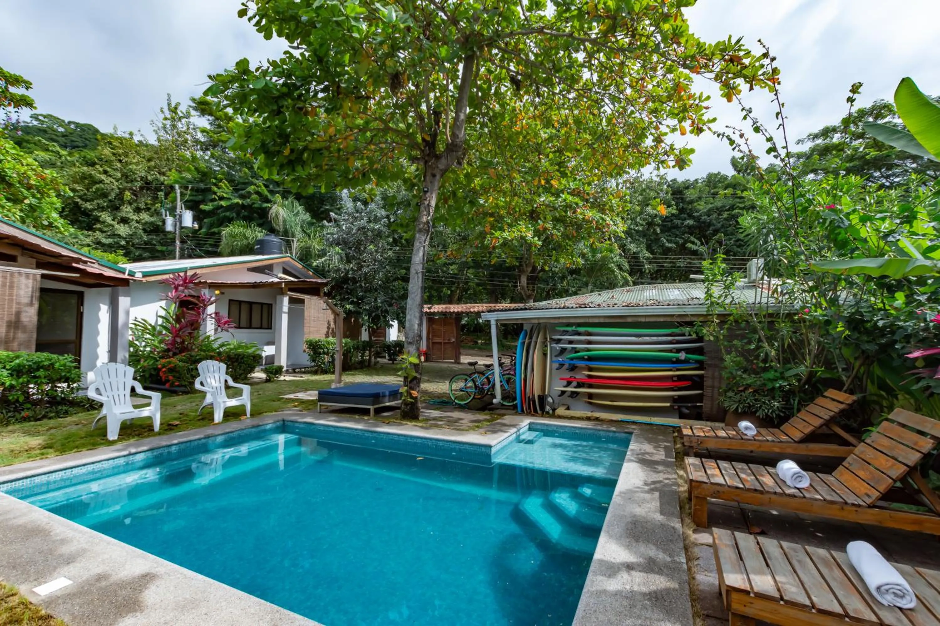 Swimming pool in Maoritsio Garden Studios
