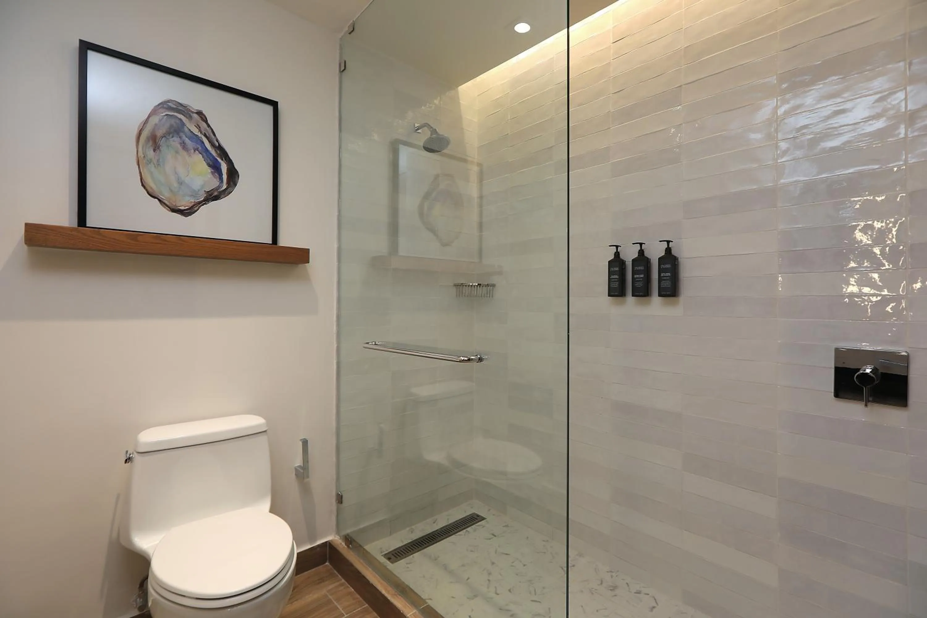 Bathroom in Courtyard by Marriott Santo Domingo Piantini