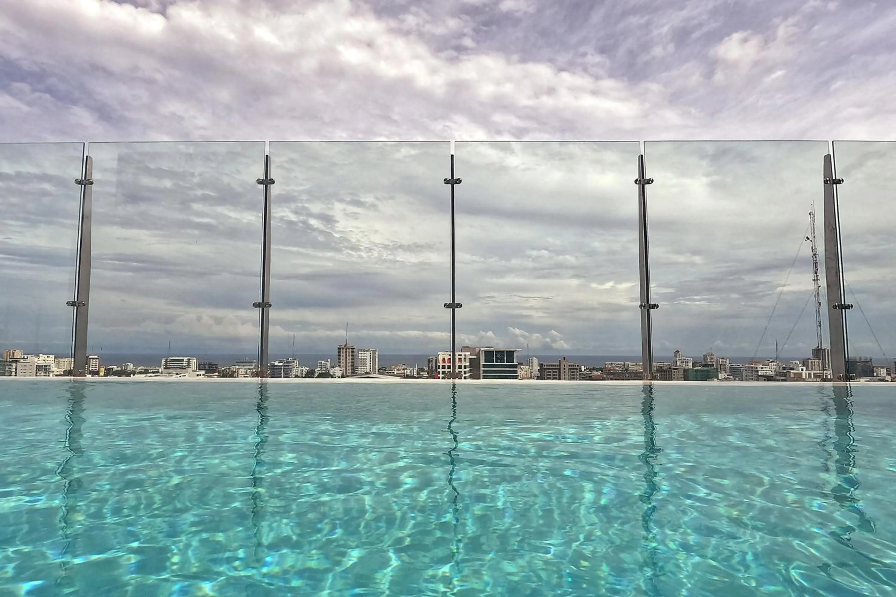 Swimming pool in Courtyard by Marriott Santo Domingo Piantini