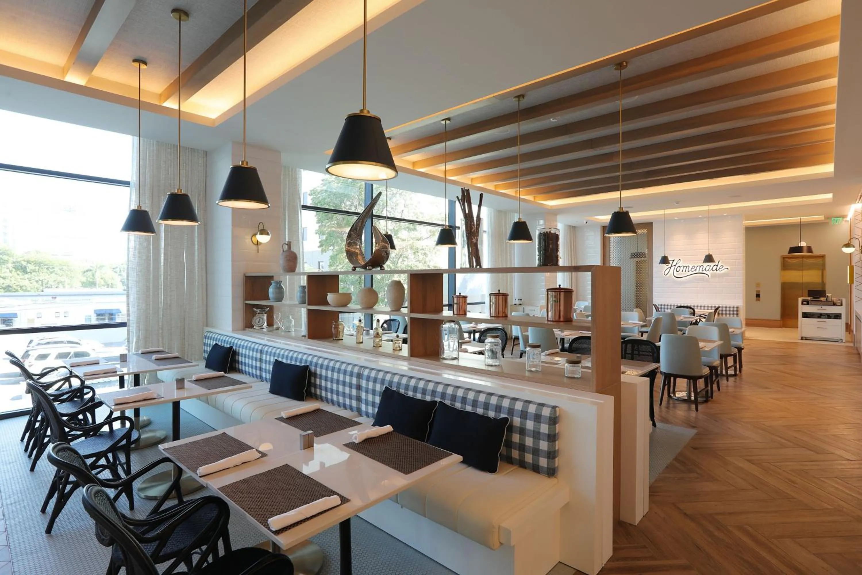 Restaurant/places to eat in Courtyard by Marriott Santo Domingo Piantini