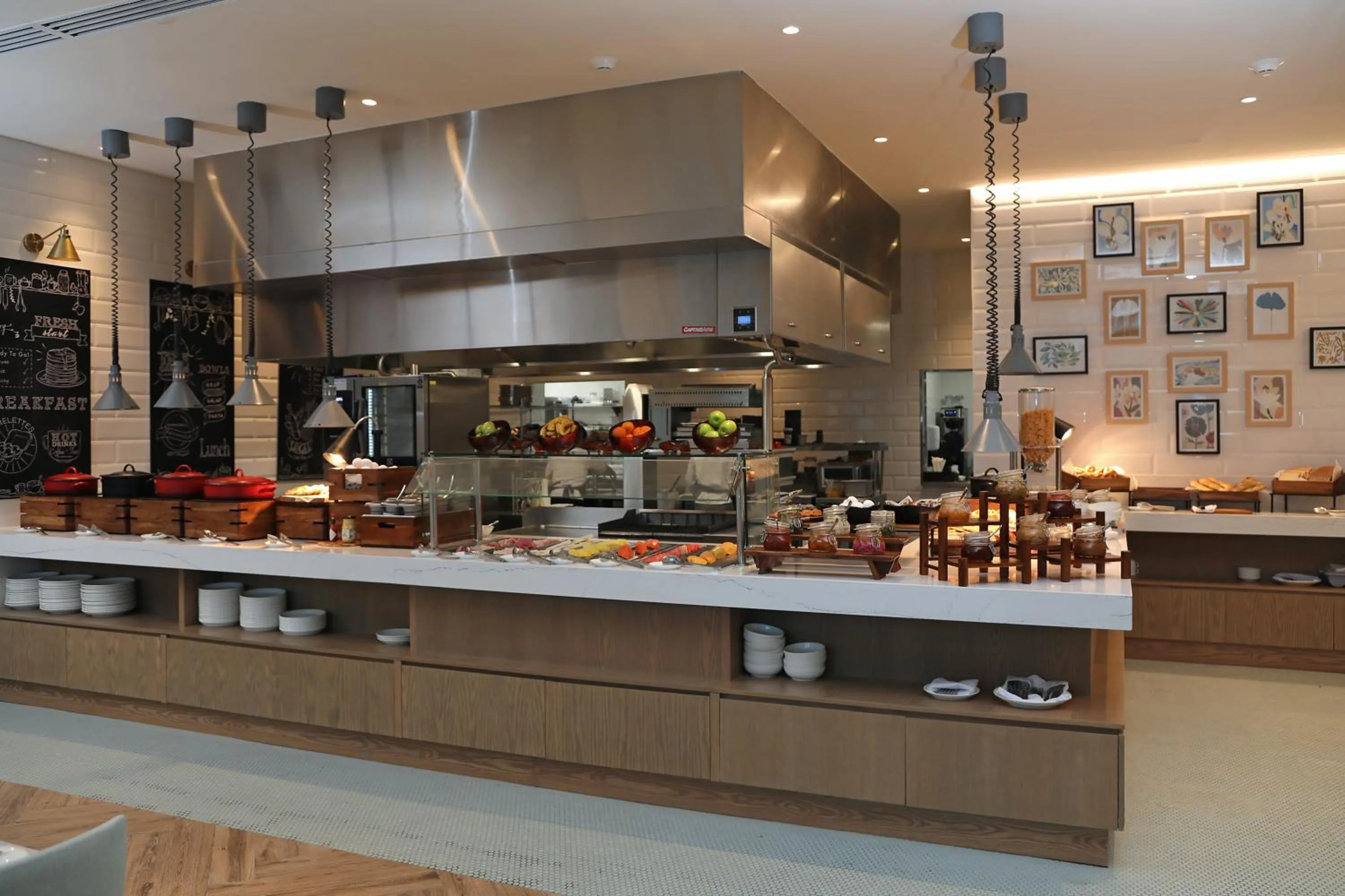 Restaurant/places to eat in Courtyard by Marriott Santo Domingo Piantini