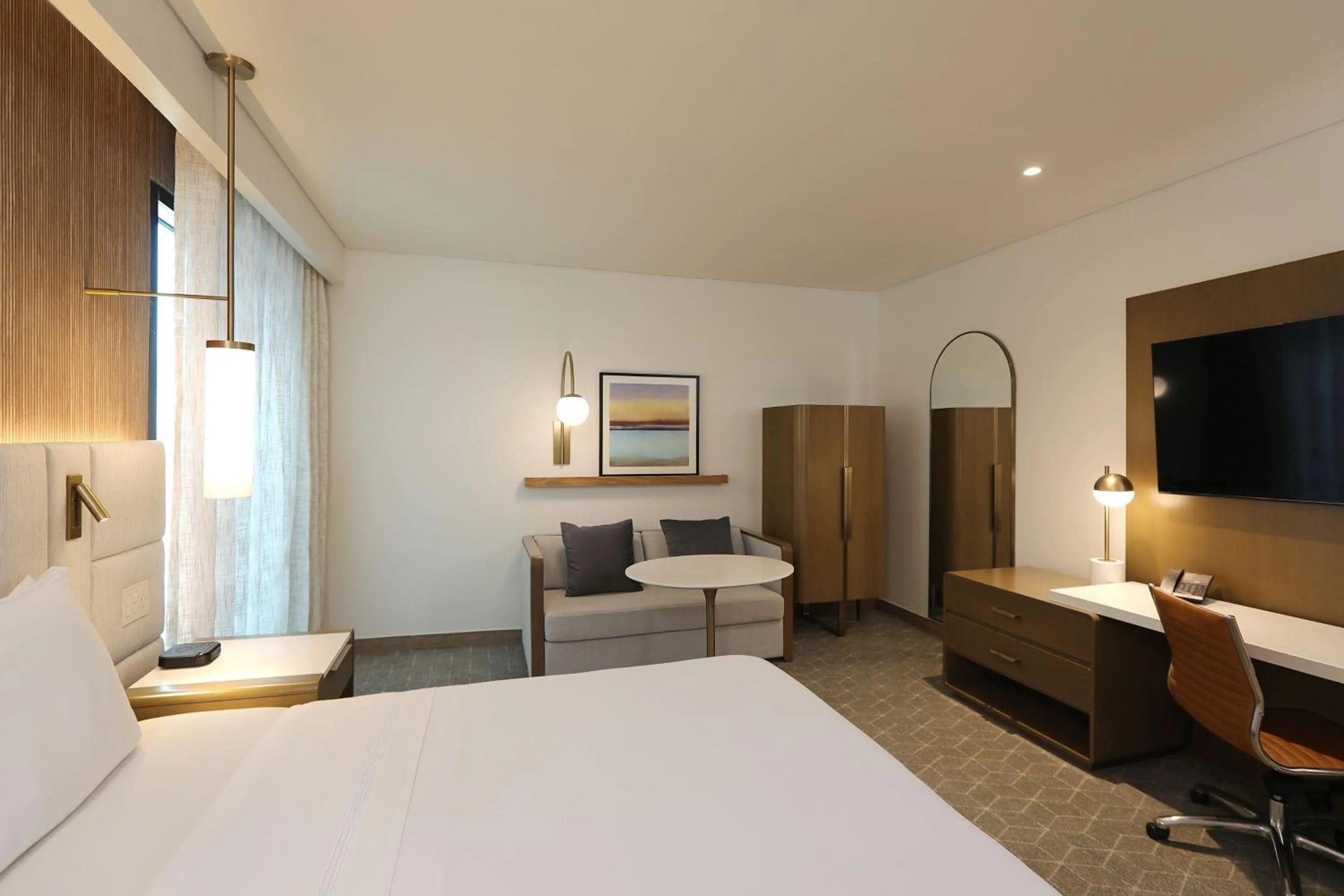 Photo of the whole room, Bed in Courtyard by Marriott Santo Domingo Piantini