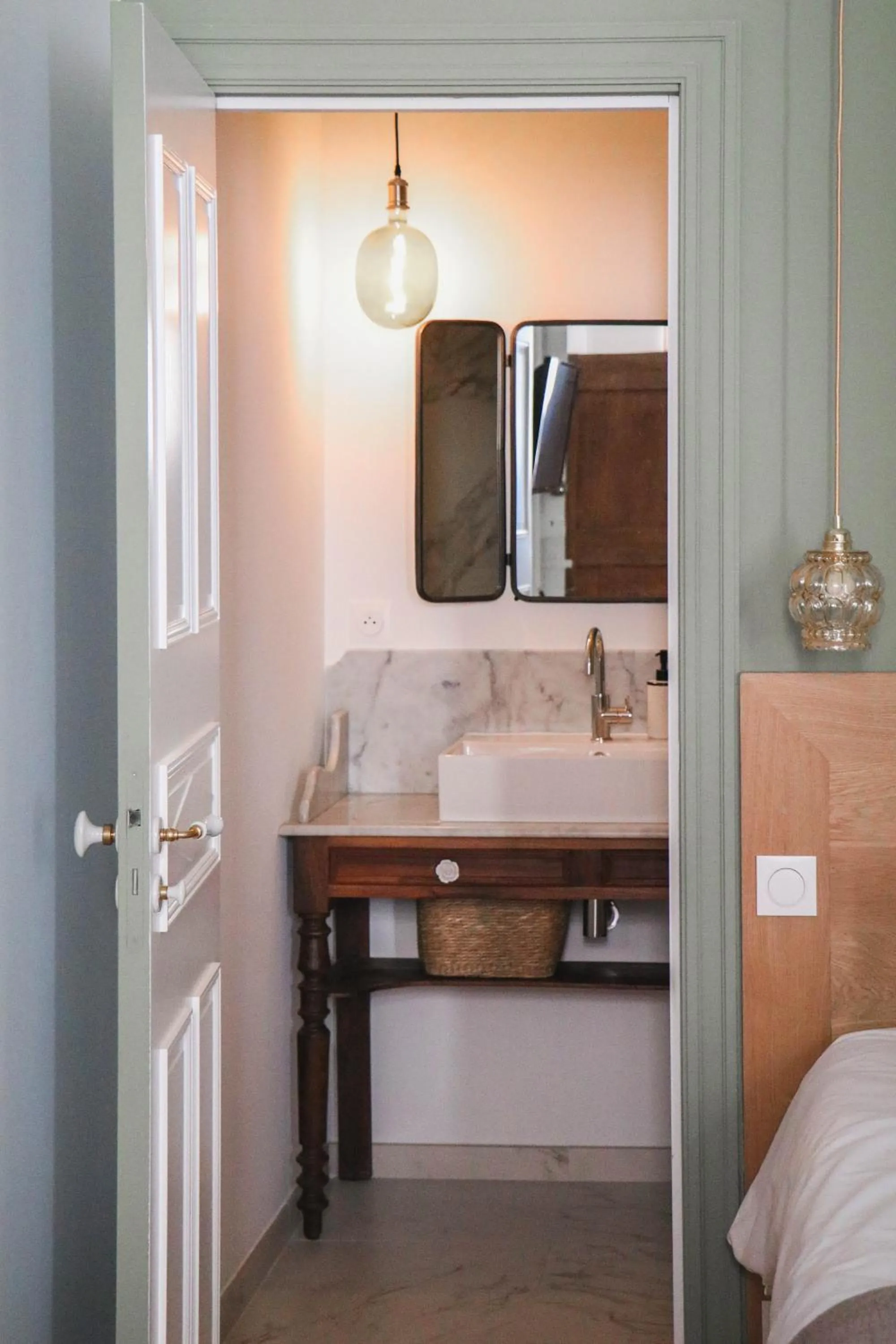 Bathroom, Bed in Maison d'Hotes Delga