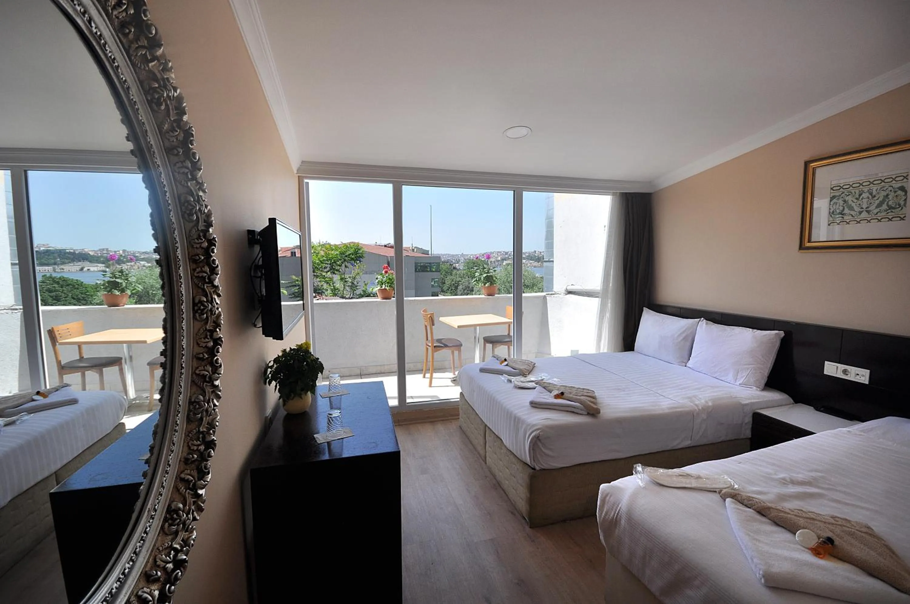 Photo of the whole room, Bed in Hotel Baykal