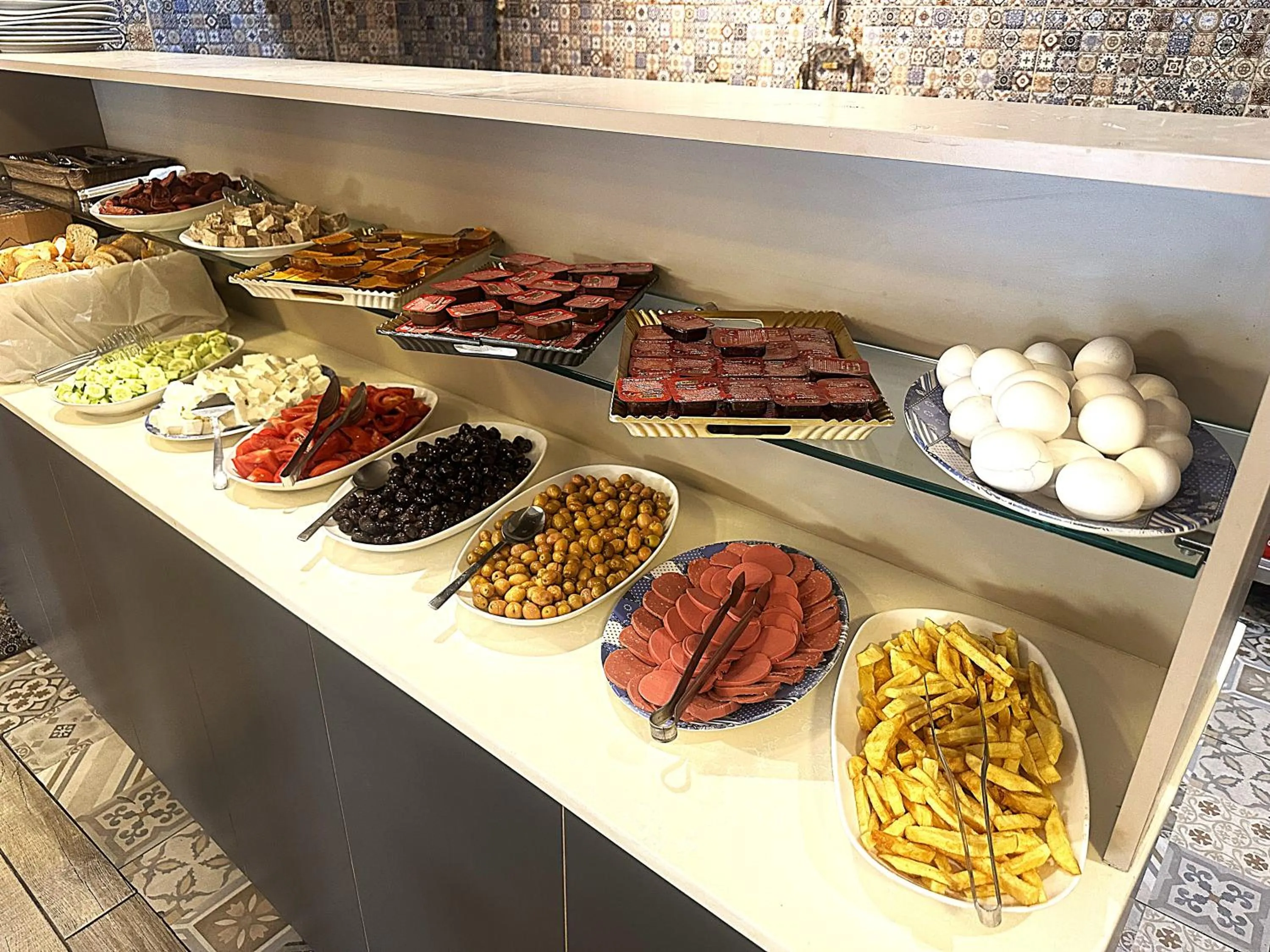 Food and drinks in Hotel Baykal