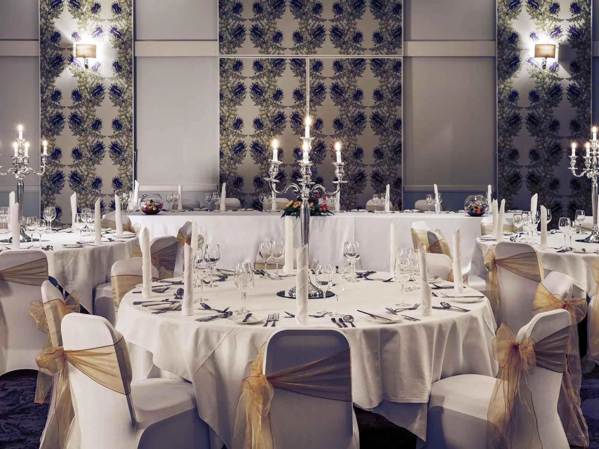 wedding in Mercure Inverness Hotel