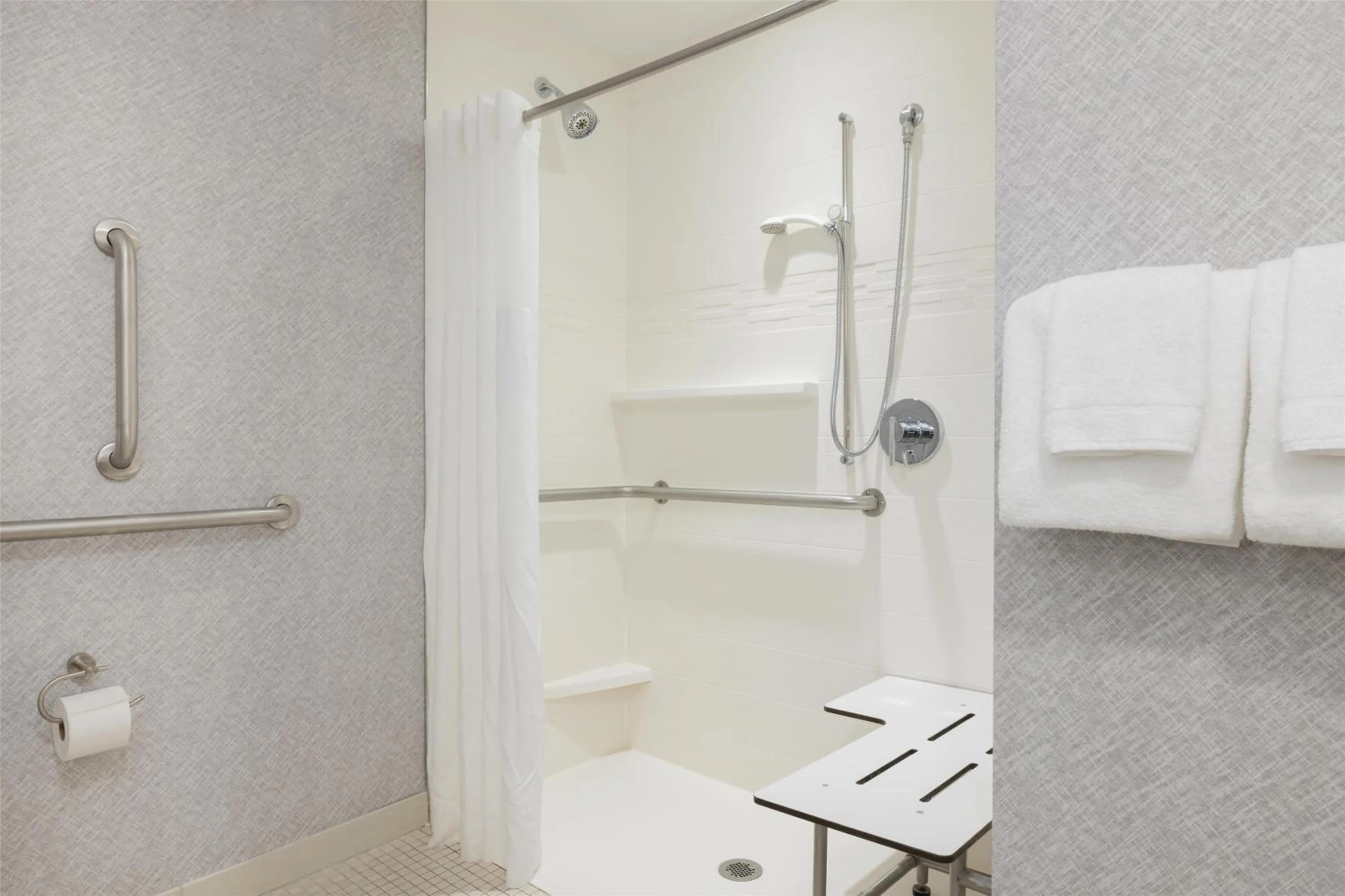 Bathroom in Hampton Inn & Suites Portsmouth Downtown