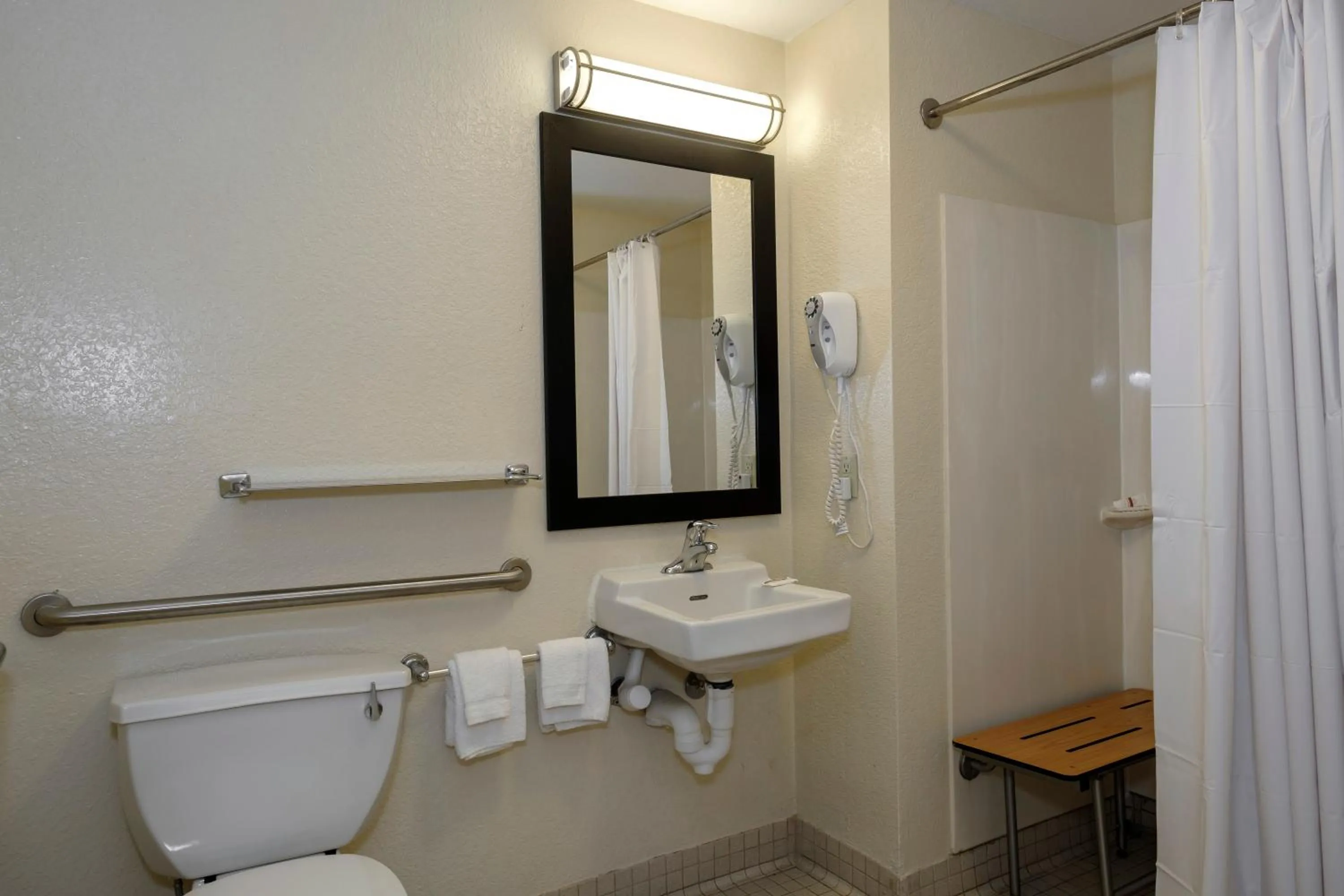 Bathroom in Red Roof Inn PLUS + Gainesville