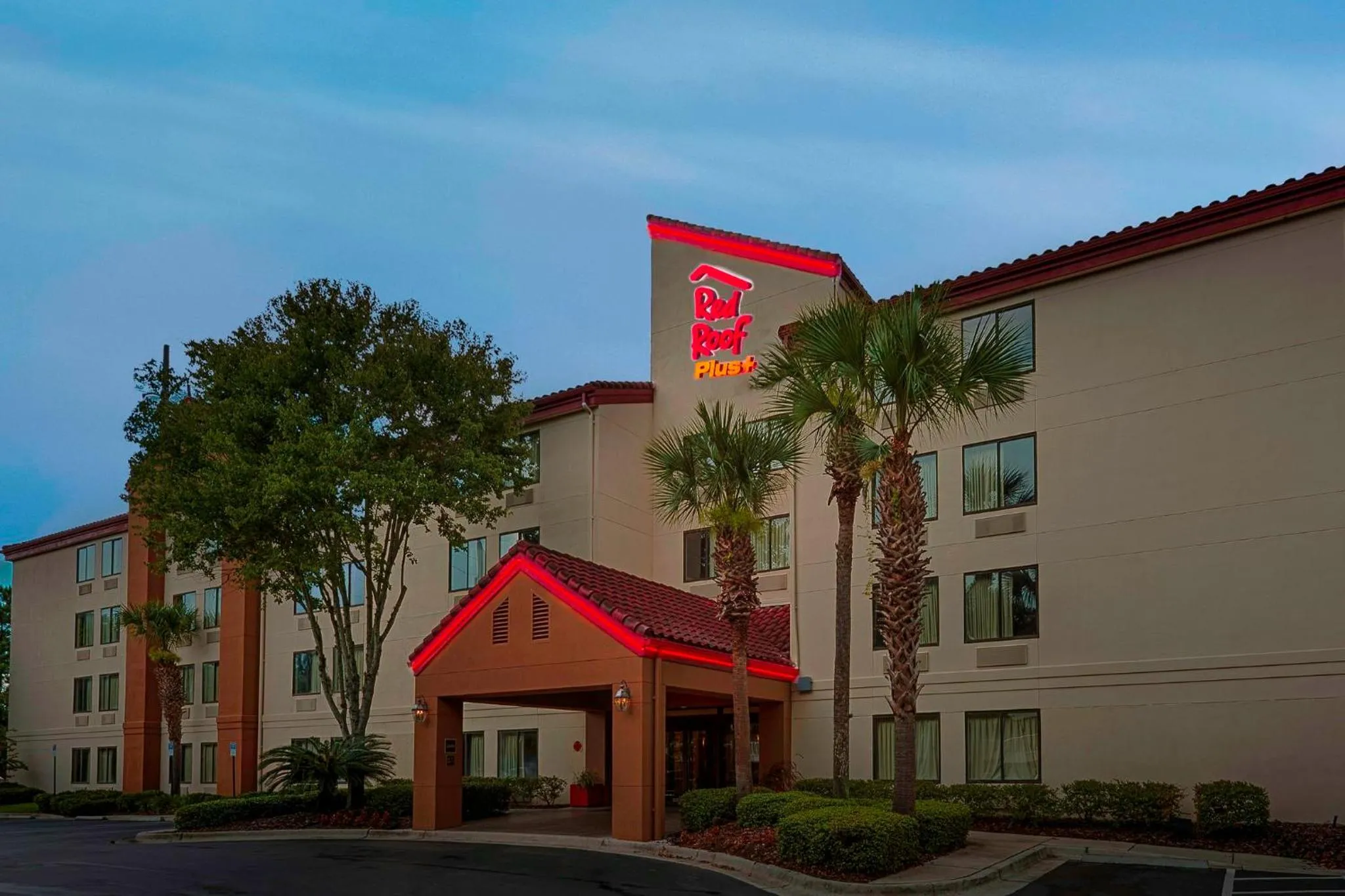 Property building in Red Roof Inn PLUS + Gainesville