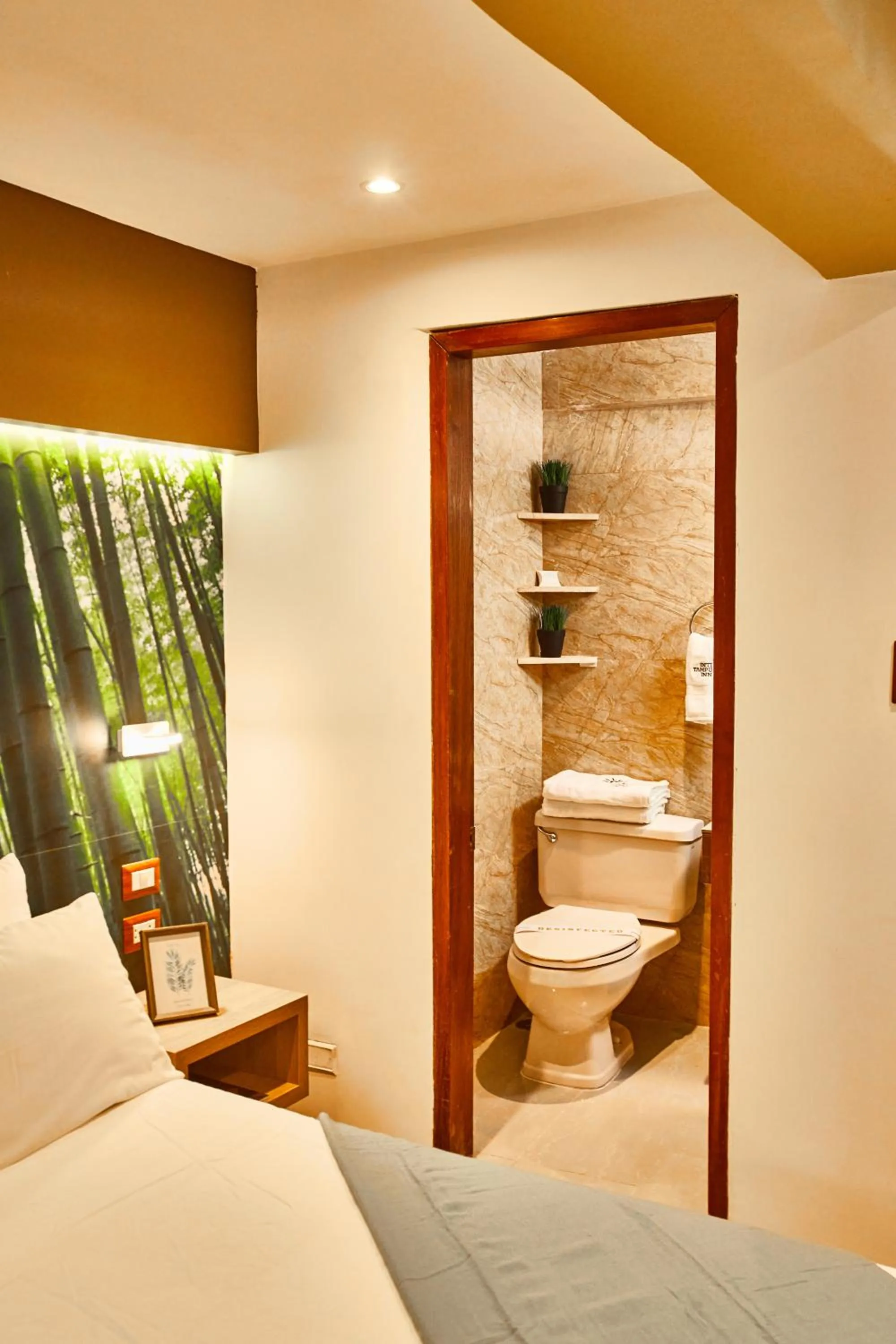 Bathroom, Bed in Inti Tampu Inn