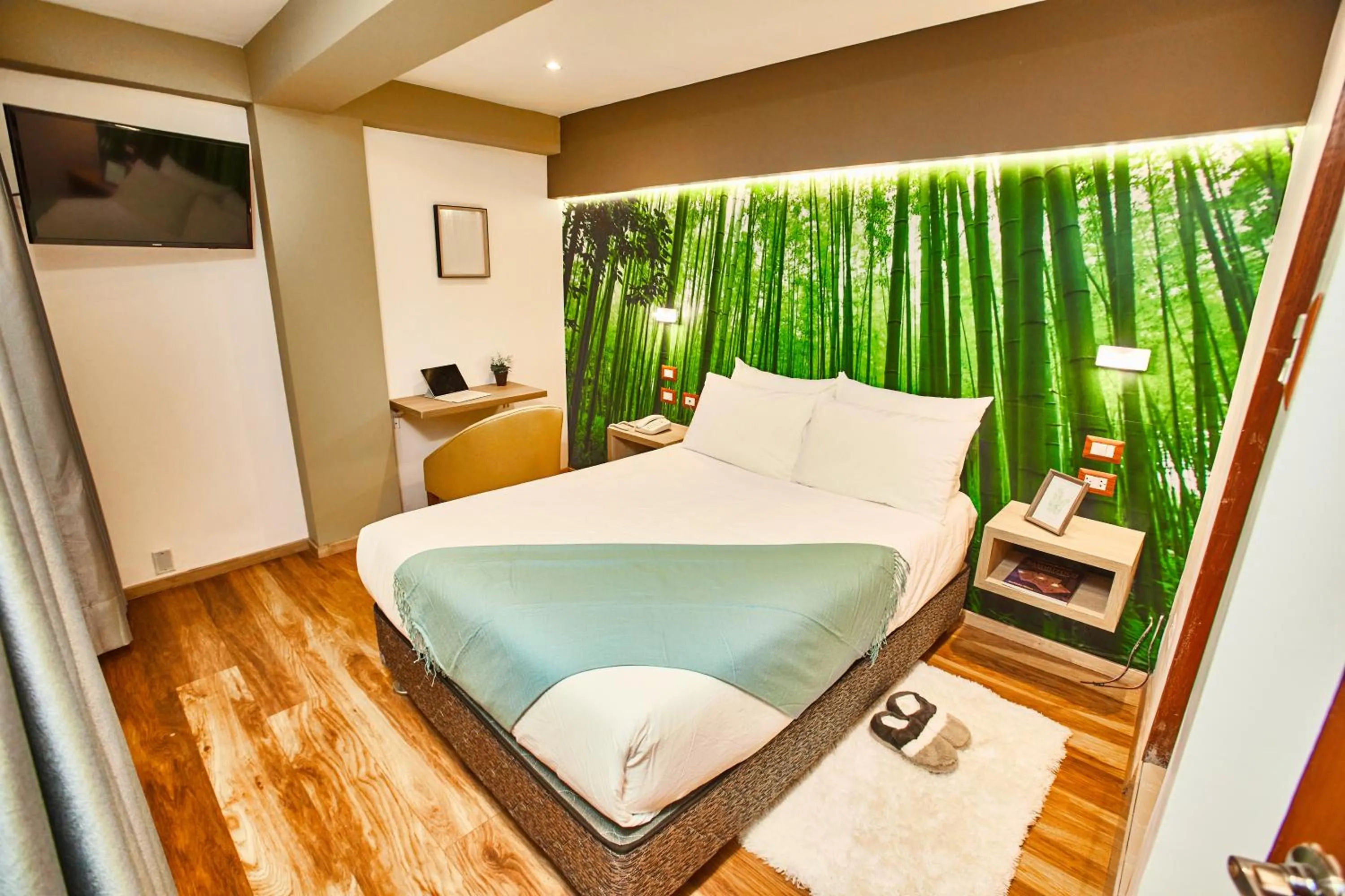 TV and multimedia, Bed in Inti Tampu Inn