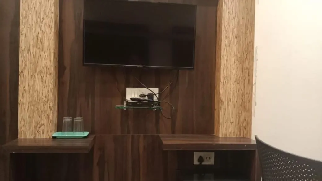 Hotel Bani Hashim 110 Mtrs from Dargah