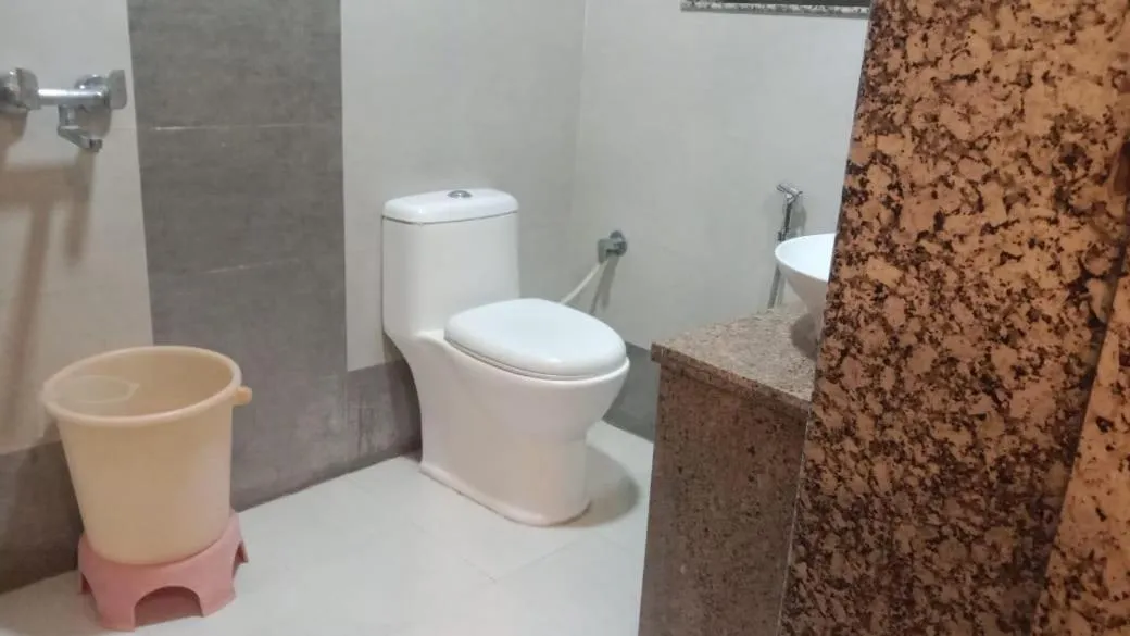 Hotel Bani Hashim 110 Mtrs from Dargah