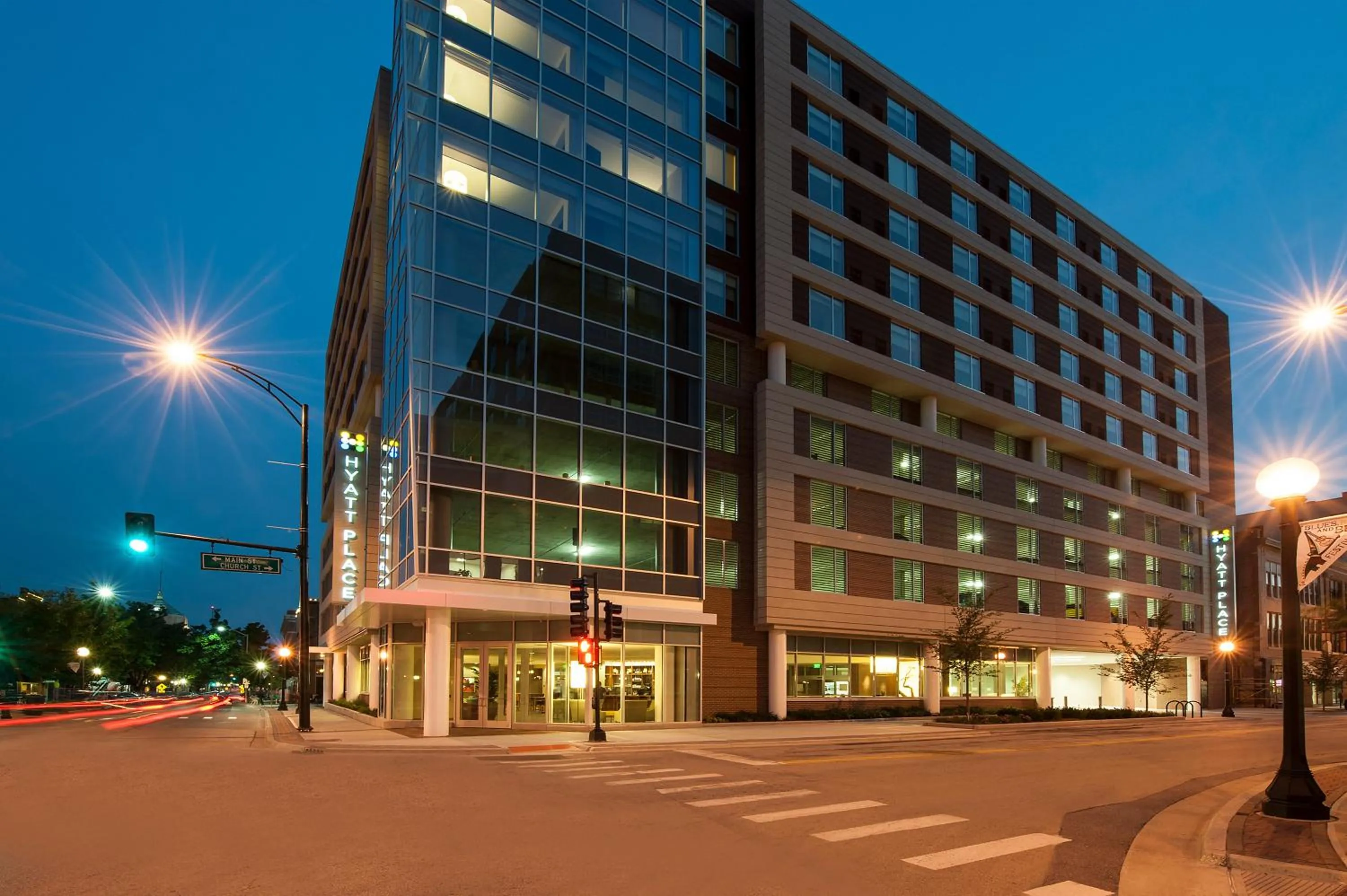 Property building in Hyatt Place Champaign/Urbana