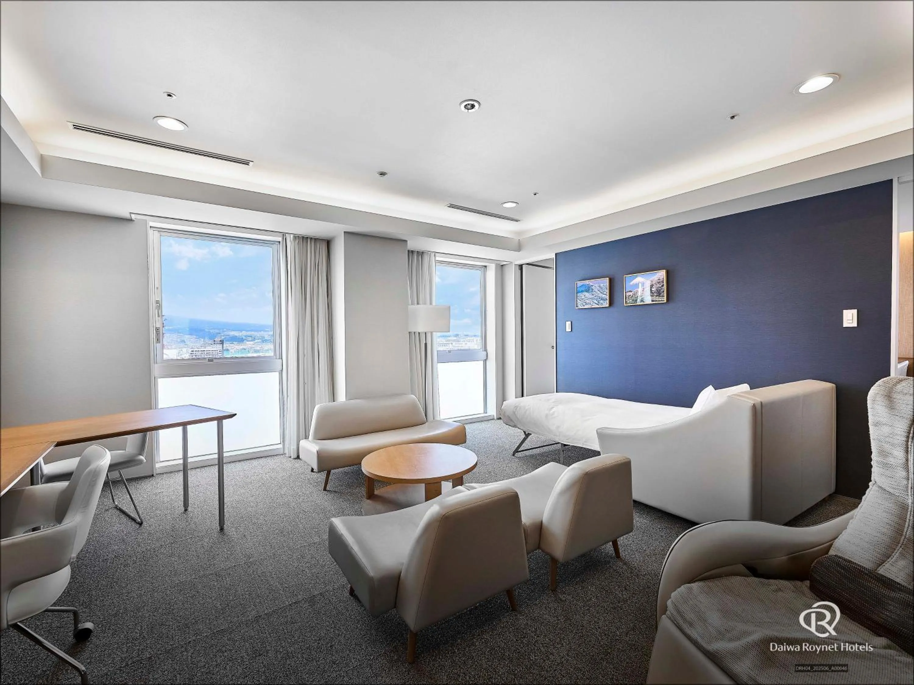 Photo of the whole room in Daiwa Roynet Hotel Numazu